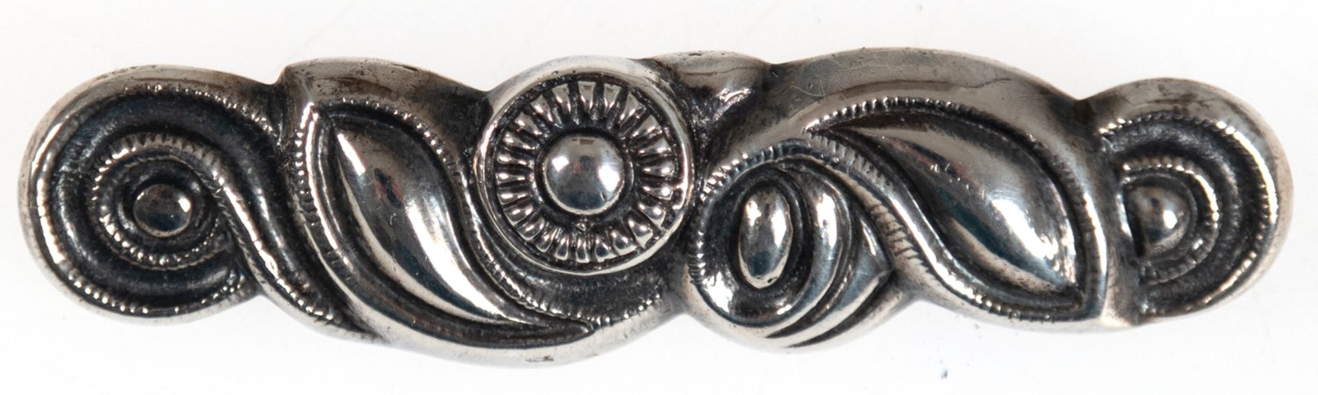 Brosche, 835er Silber, Theodor Fahrner, punziert, 1930er Jahre, floral reliefiert, L. 5,5 cm