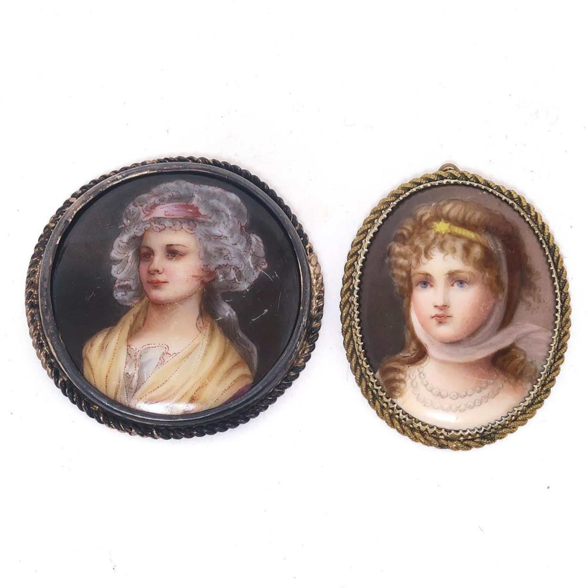 Königing Luise von Preußen / Damenporträt. Zwei Miniaturen: Porzellan, Umdruckdekore