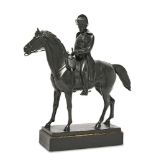 HERNICK, ALOIS. Napoleon zu Pferd. Bronze, patiniert. Holzsockel.
