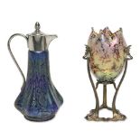Kännchen und Vase. Wohl Kosten bei Teplitz, Pallme-König & Habel, um 1900 u.a. | Farbloses bzw. blau