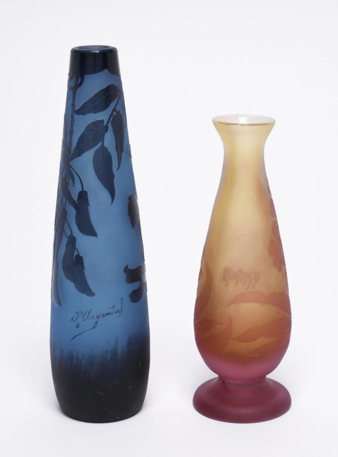 Zwei Vasen. Nancy, 1919-1925, Paul Nicolas (d'Argental) bzw. Rumänien, 1929-1945, Montesy, Henry | - Image 2 of 2