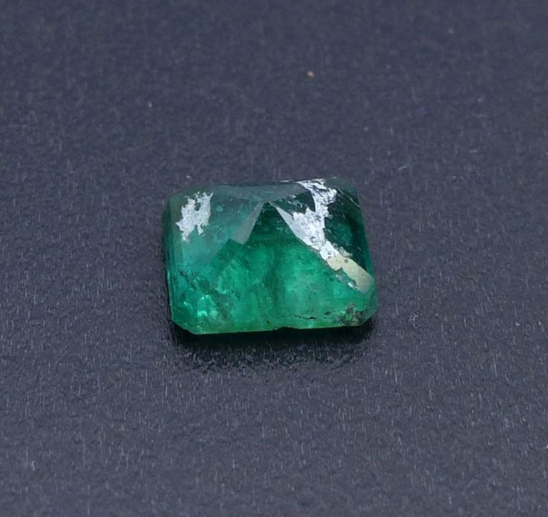 Ungefasster Smaragd, Neuzeitlich - Image 4 of 4