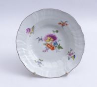 Tiefer Teller mit Blumendekor Meissen,