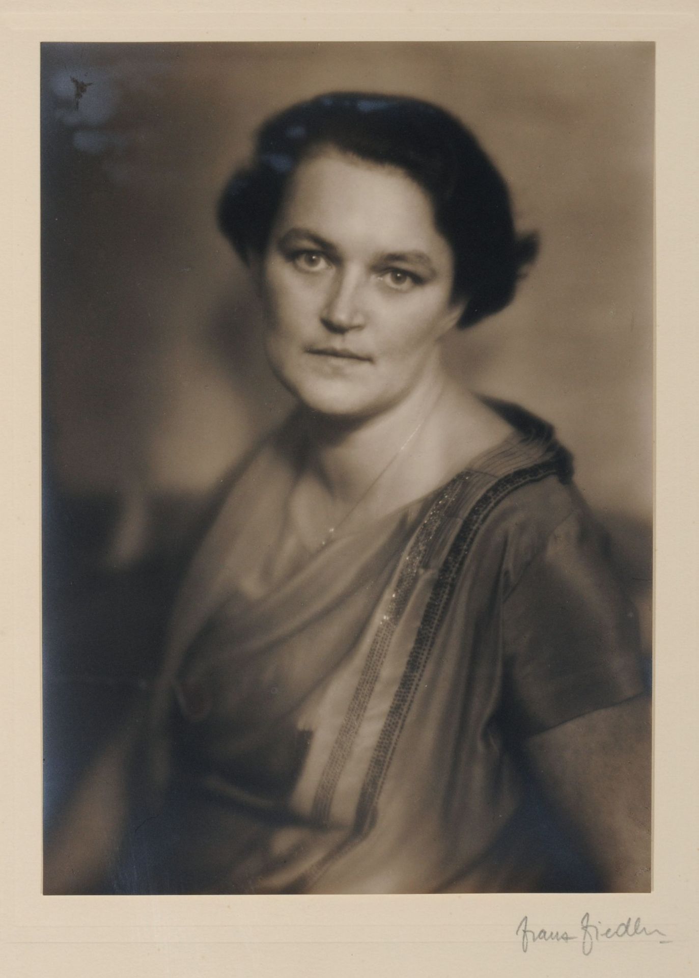 Franz Fiedler, Vier Porträts Elise und Renate Drescher. 1927/1928. - Bild 4 aus 4