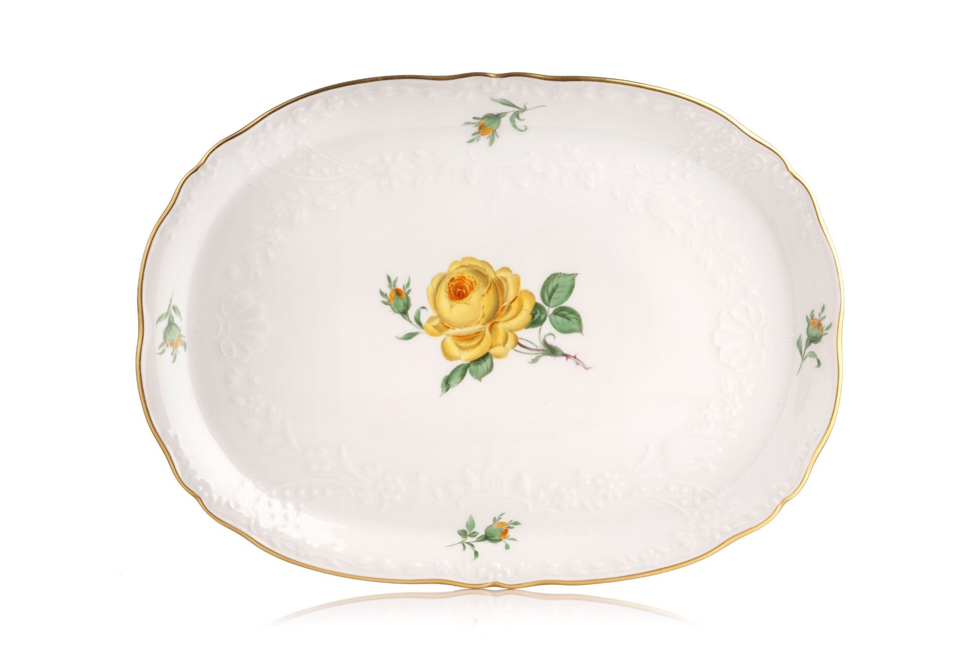 Speiseservice für 12 Personen "Gelbe Rose". Meissen. Um 1970. - Image 4 of 4