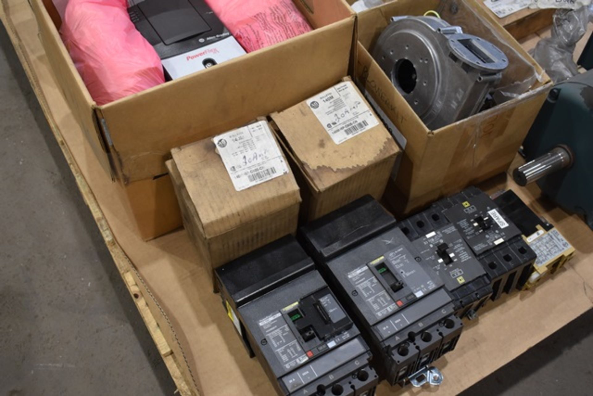 Allen Bradley PowerFlex 70 Drive, Square D Switches - Assorted, Merrick , $25 Rigging/Loading Fee - Image 2 of 3