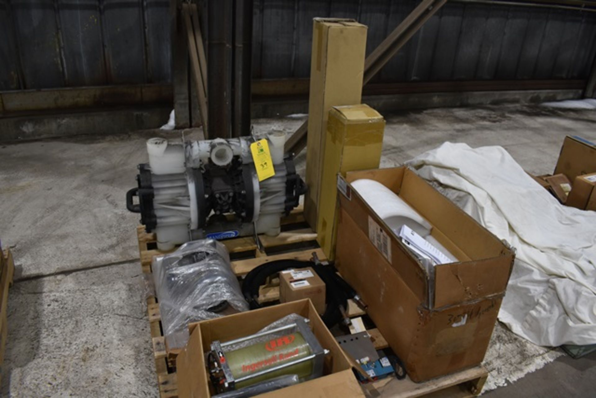 Sandpiper HD20 Series Diaphragm Pump, 2017 Ingersoll Rand #38060778, $25 Rigging/Loading Fee