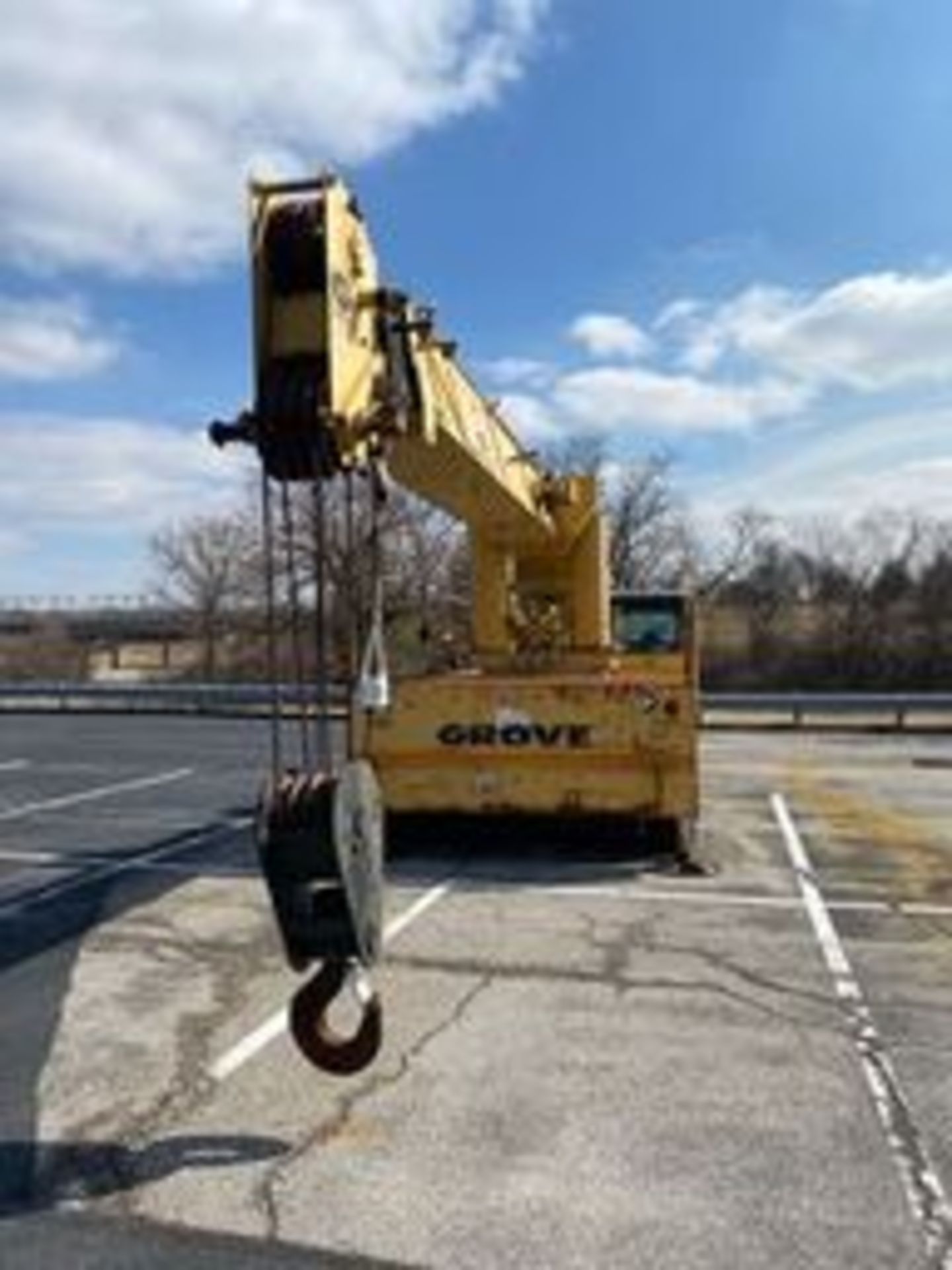 Grove Hydraulic Crane, Model #IND-2535, S/N #68378 - Image 12 of 16