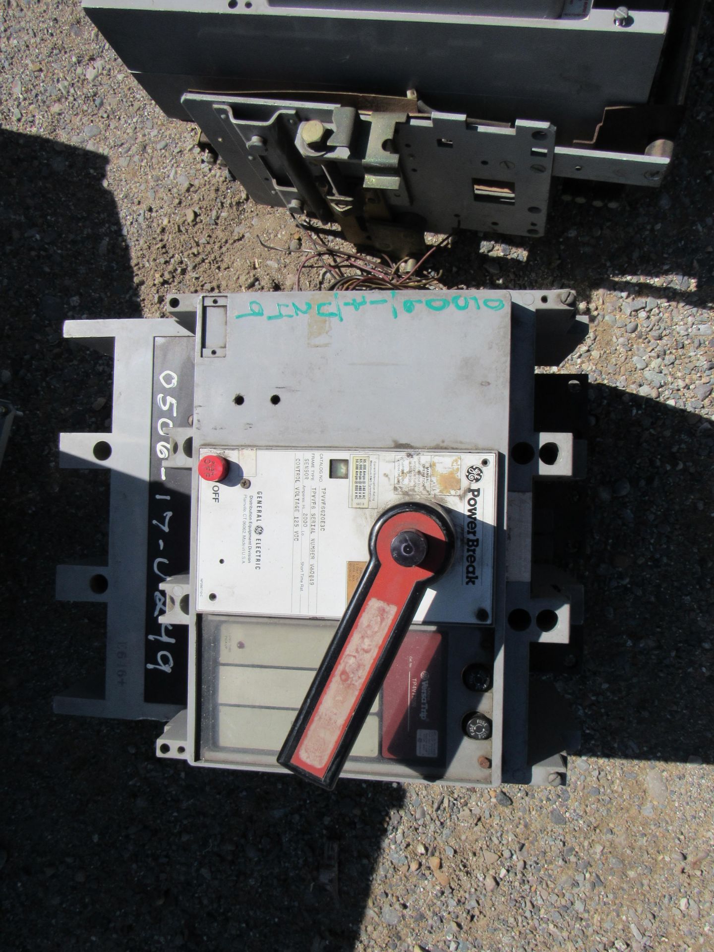 Breaker Boxes - Image 8 of 19