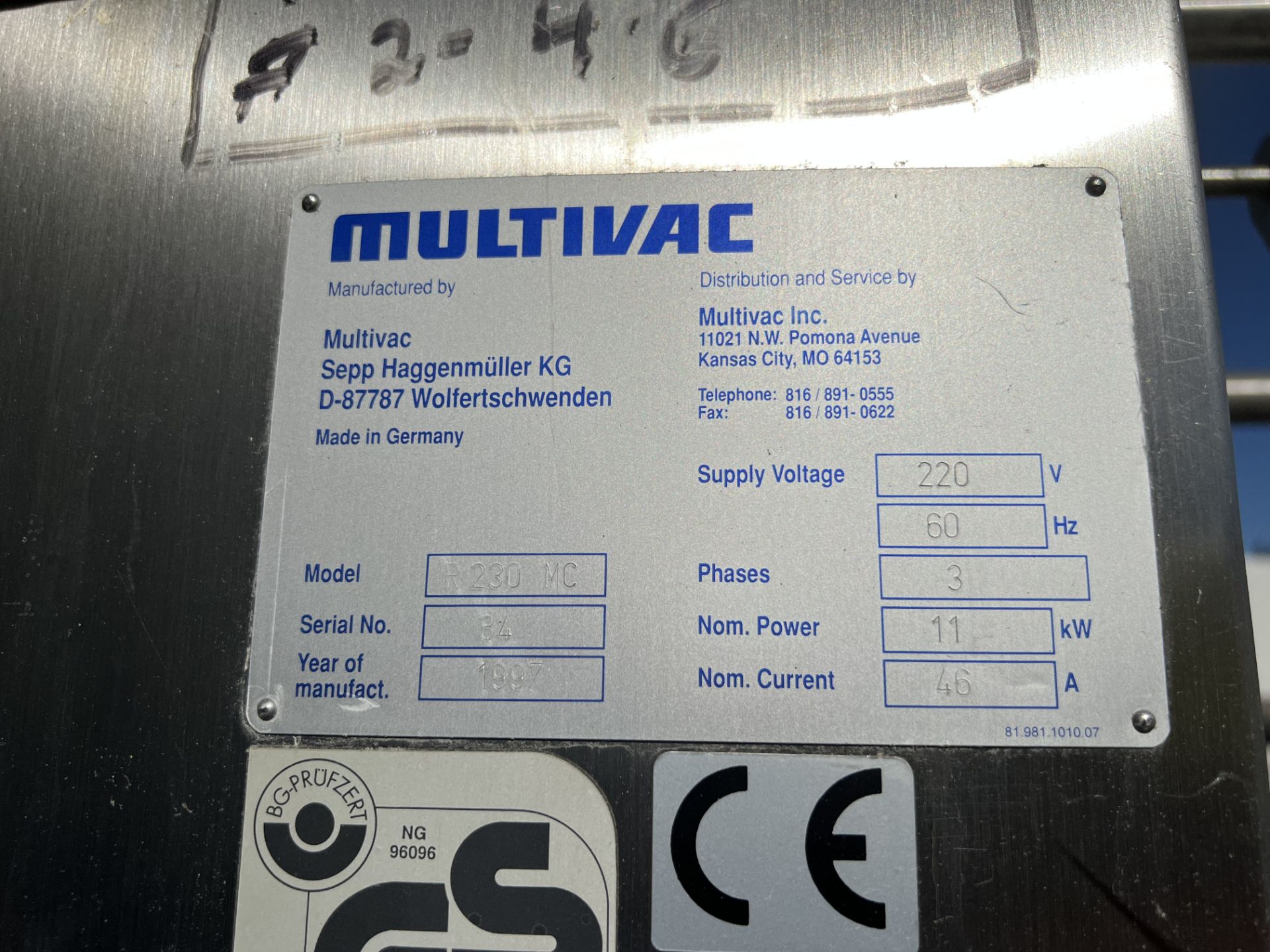 Multivac horizontal thermoforming packer, model R230MC, serial 84, 220 vac , 1997 ***RIGGING FEE - Image 5 of 8
