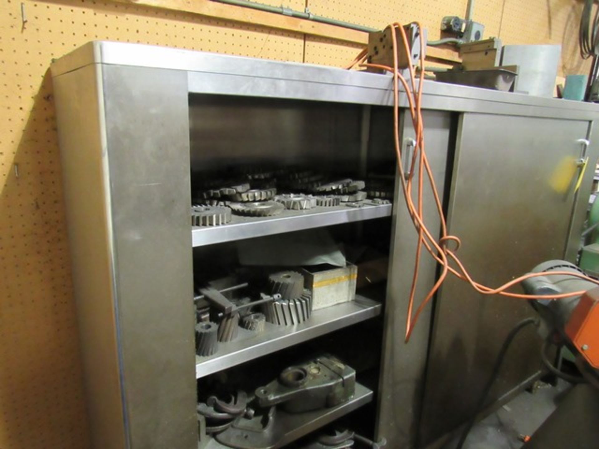 Sliver Storage Cabinet, Approx. 20in. W x 84in. L, Rigging Fee: $75 - Image 2 of 3