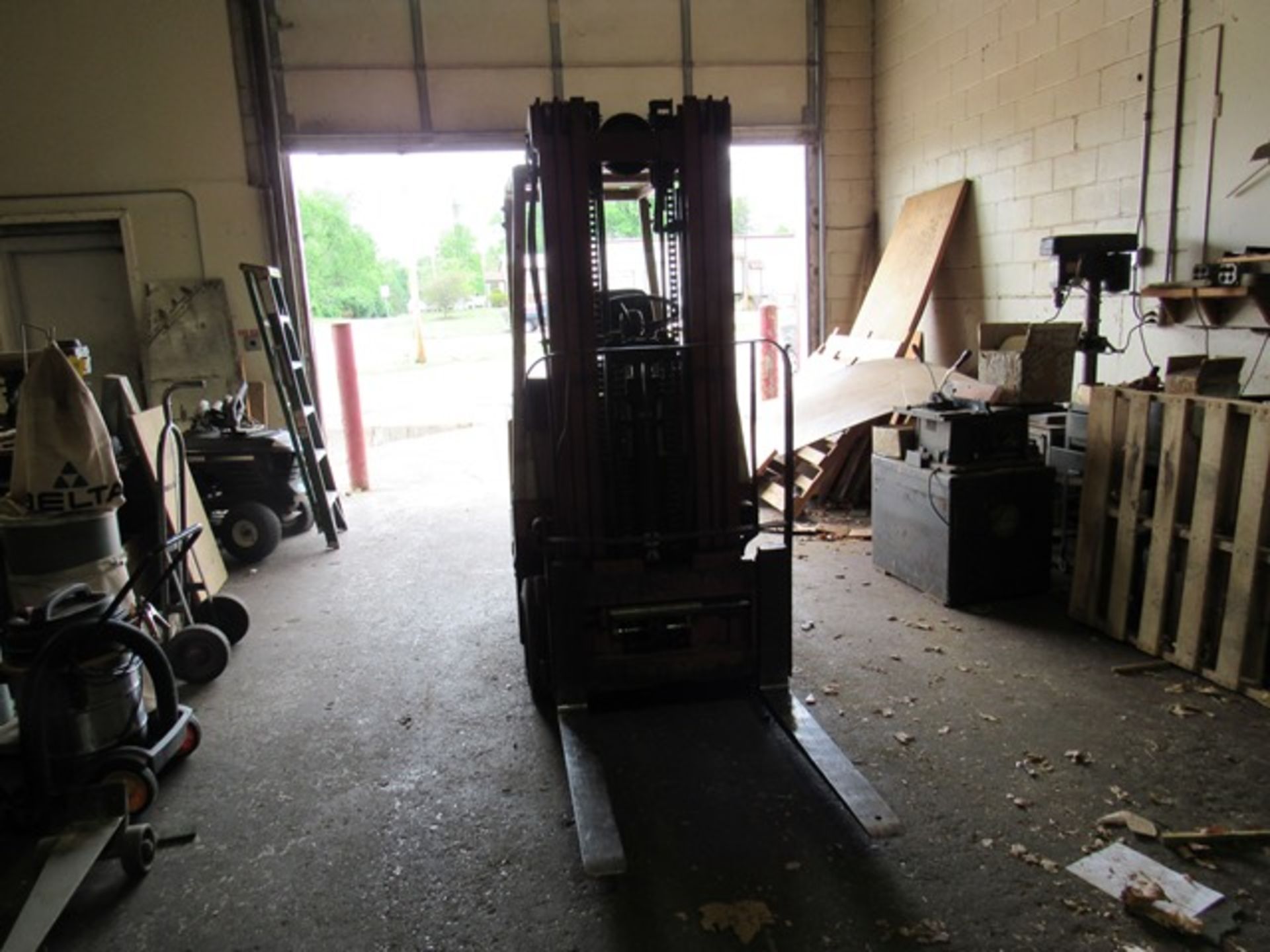 Datsun Forklift, Model #CUB01, Hours 1363, Rigging Fee: $100 - Image 5 of 7