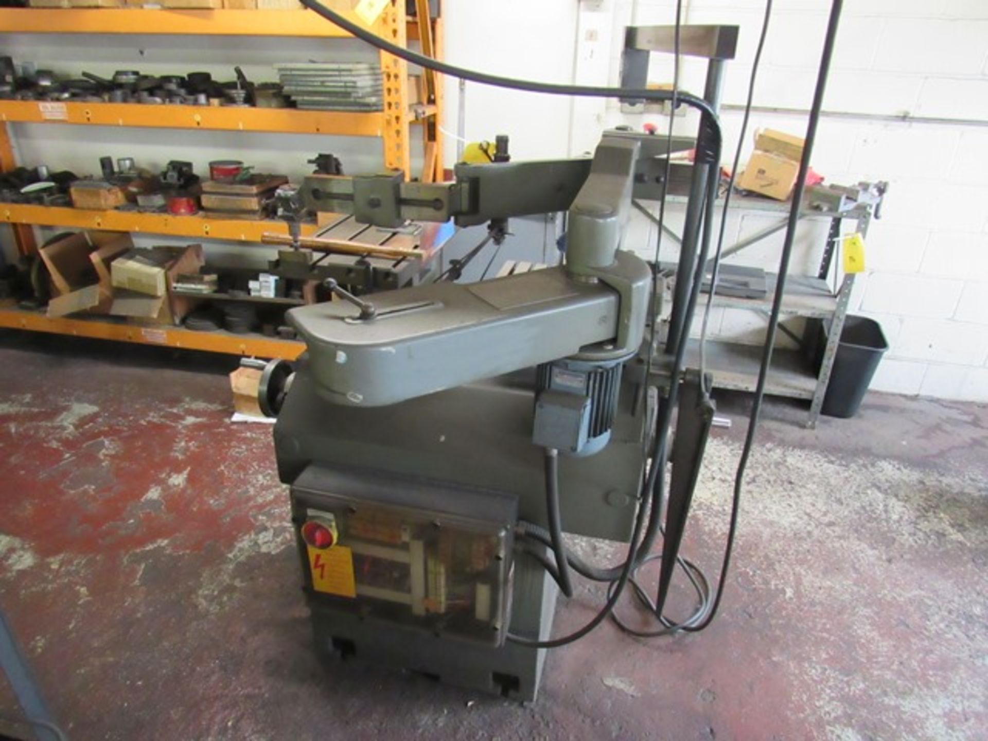 Friedrich Deckel Aktiengesellschaft D-8 Munchen 70 Milling Machine, Model #GK21, Rigging Fee: $300 - Image 6 of 7