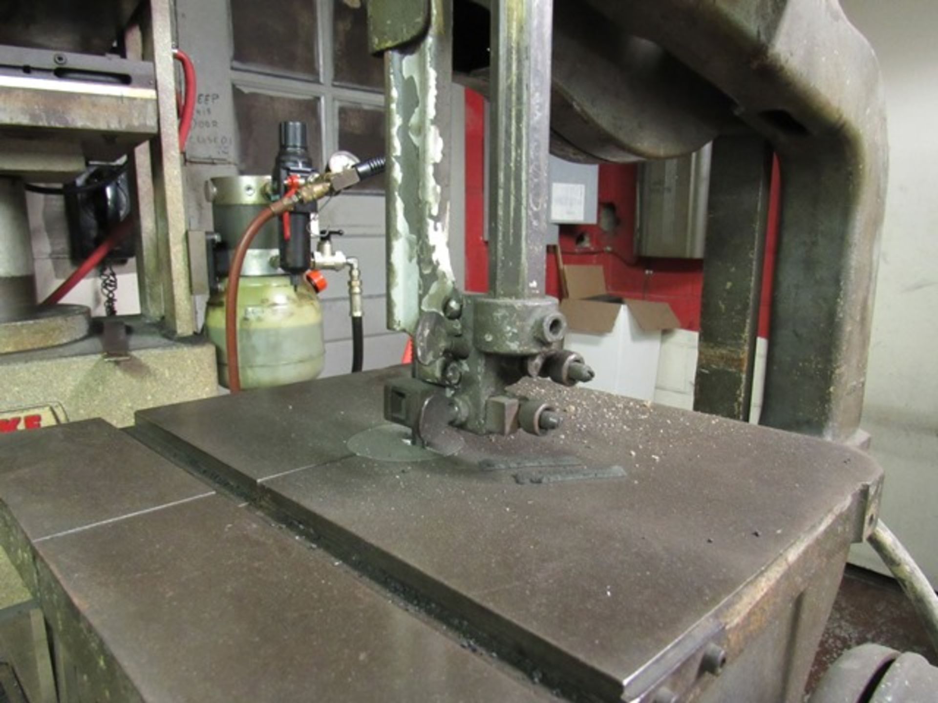 Vertical Band Saw, Rigging Fee: $100 - Image 3 of 3