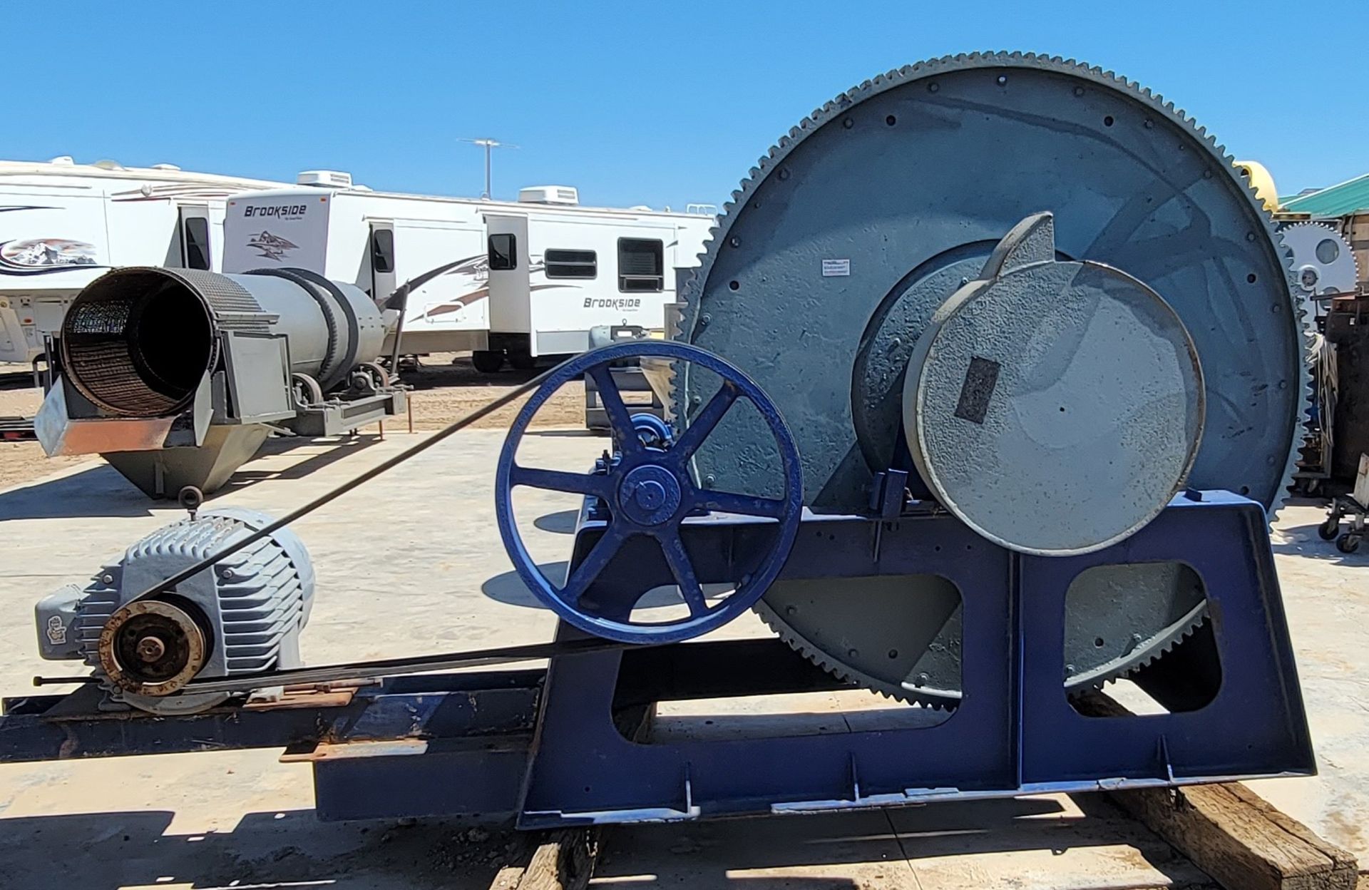 Consignment Lot: Skid Mounted Ball Mill Diameter 6' x 6', Shell 3/8'' Thick. Steel Lifters - Image 3 of 4