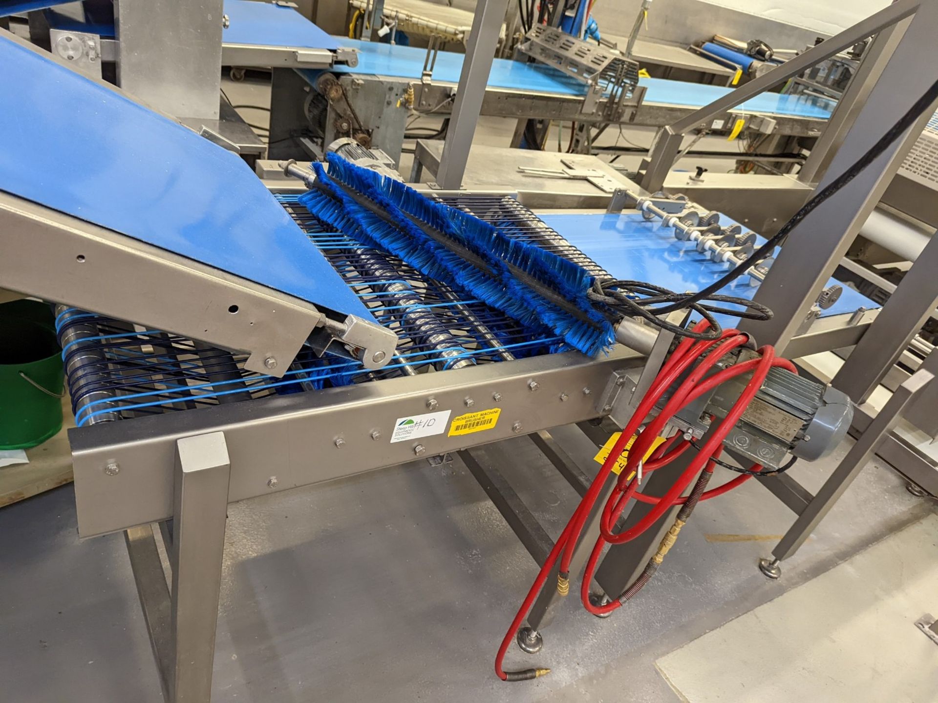 Full Croissant Laminating Line, 4 Production Sections with 4 tooling carts - Image 6 of 36