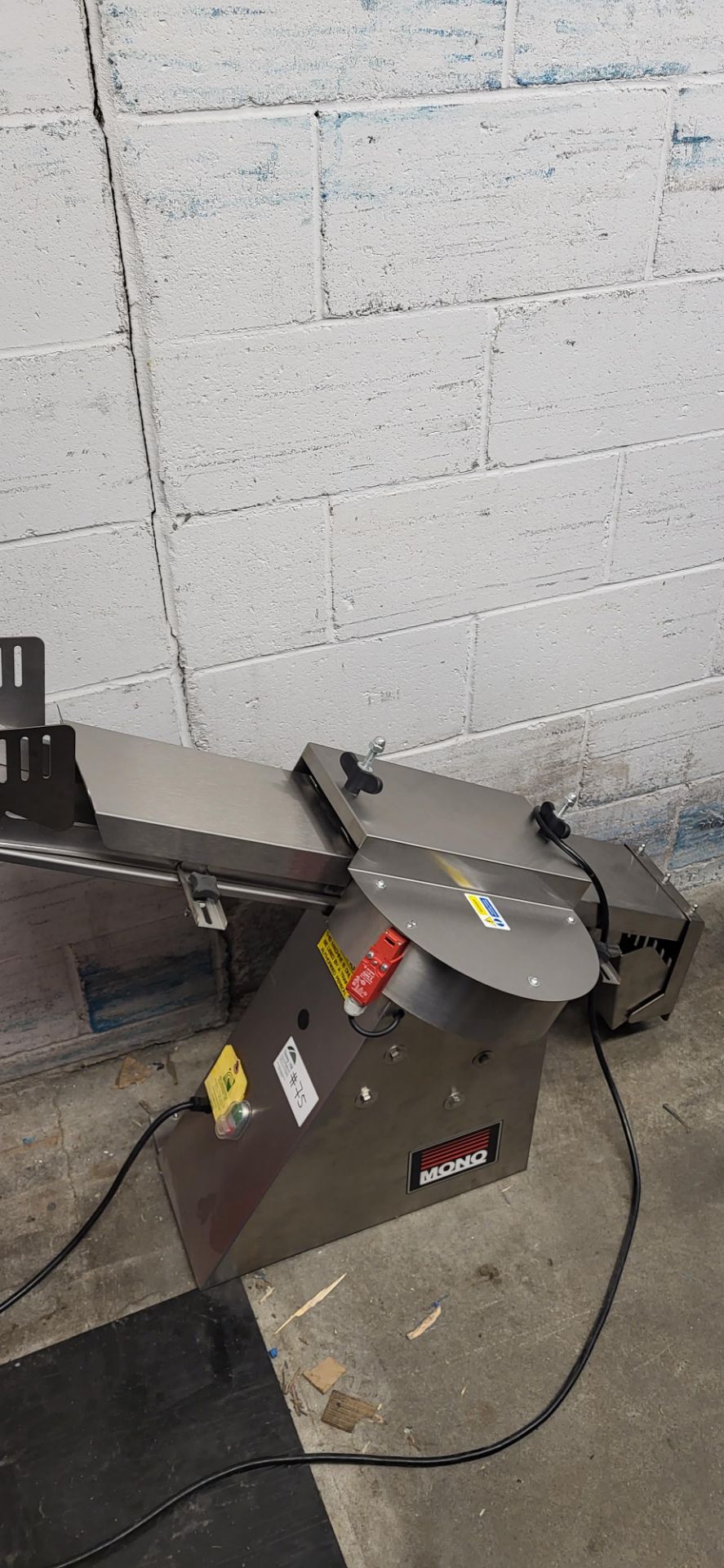 Mono Tabletop Bun Slicer ***BIDDER NOTE -- Rigging fee of  $50  to be added to winning bidders - Image 2 of 5