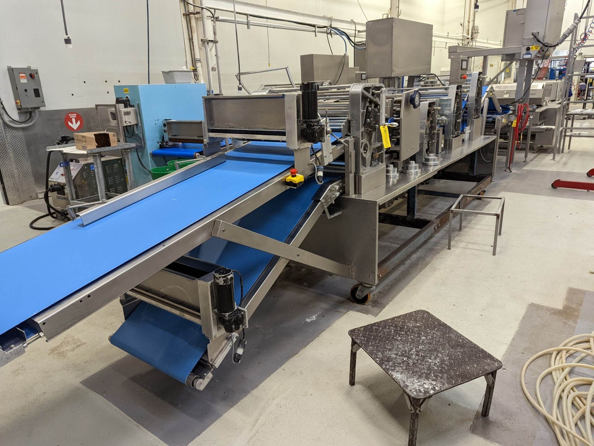 Full Croissant Laminating Line, 4 Production Sections with 4 tooling carts - Image 2 of 36