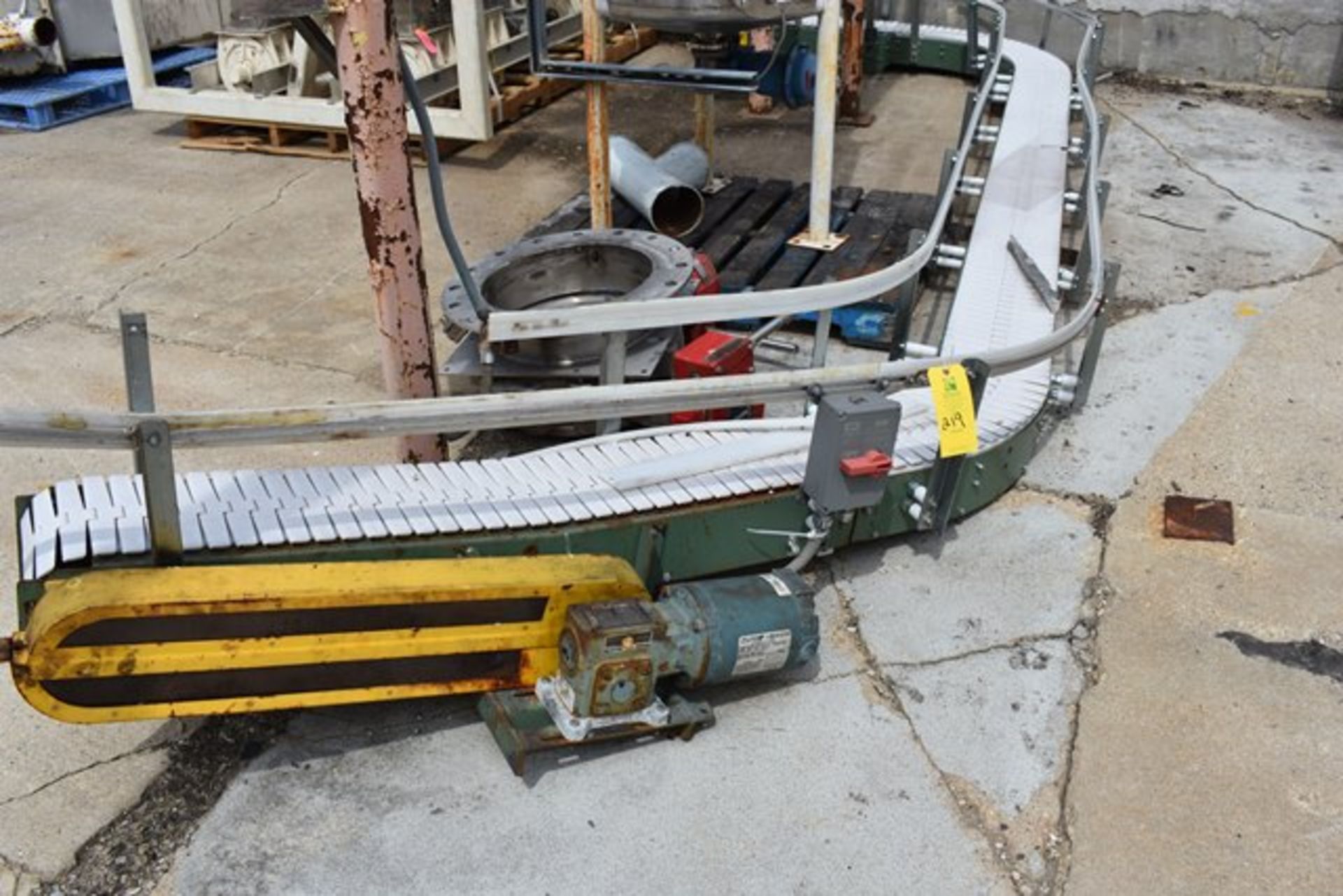 Nercon Motorized Belt Conveyor, 90 Deg. Bend, 10" Wide Belt x 24' Length. Rigging/Loading Fee: $25