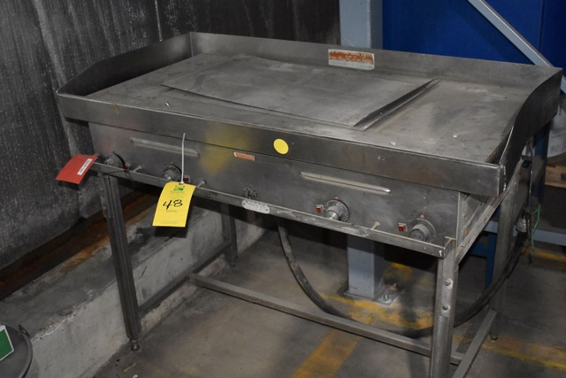 Star Model #158-CHS SS Table/Electric Griddle. Rigging/Loading Fee: $25