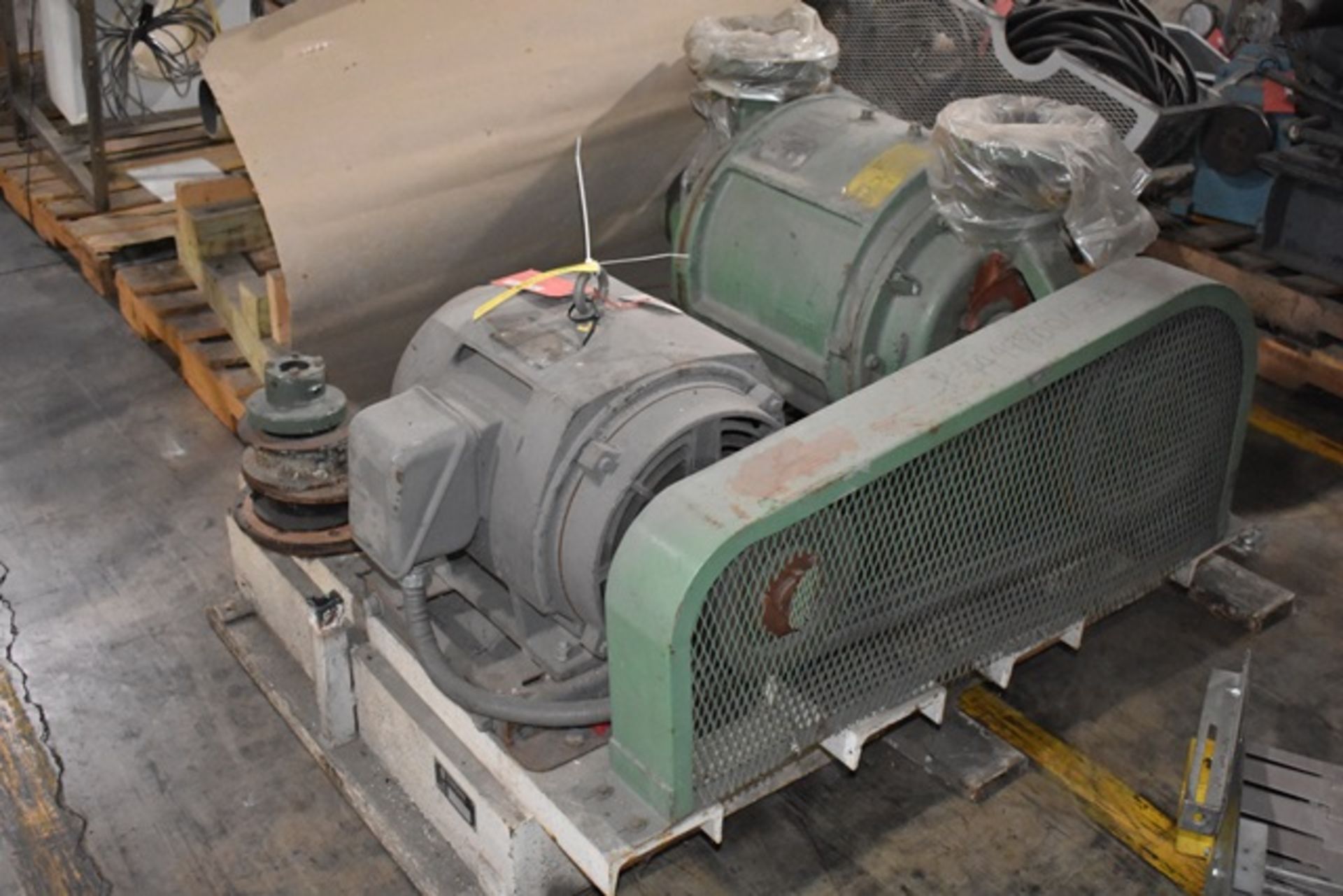 Toshiba 30 HP Motor and Nash Size CL-701 Pump. Rigging/Loading Fee: $25 - Image 3 of 3