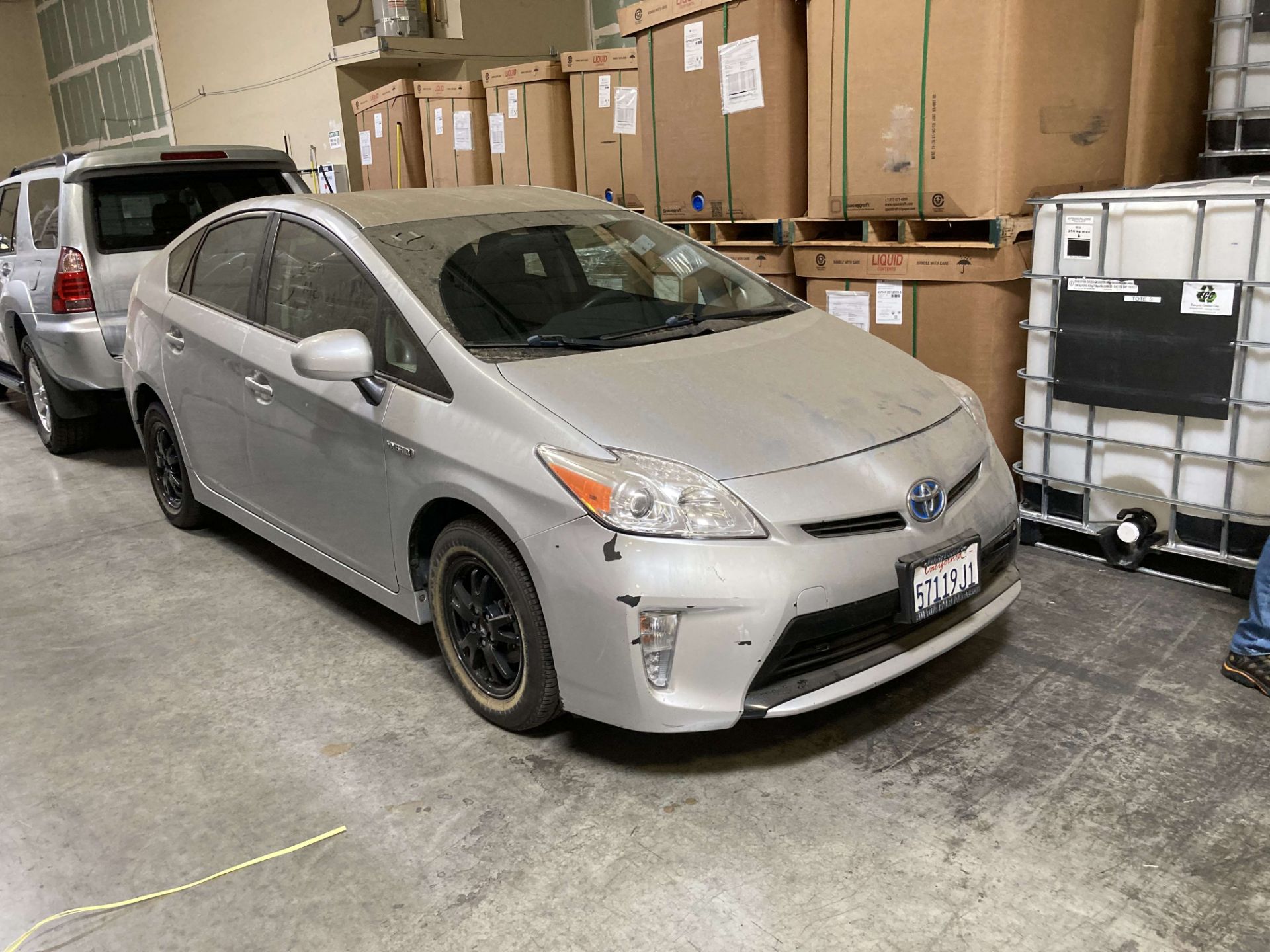 Toyota 4 door Prius hybrid car, MISSING Catalytic Converter