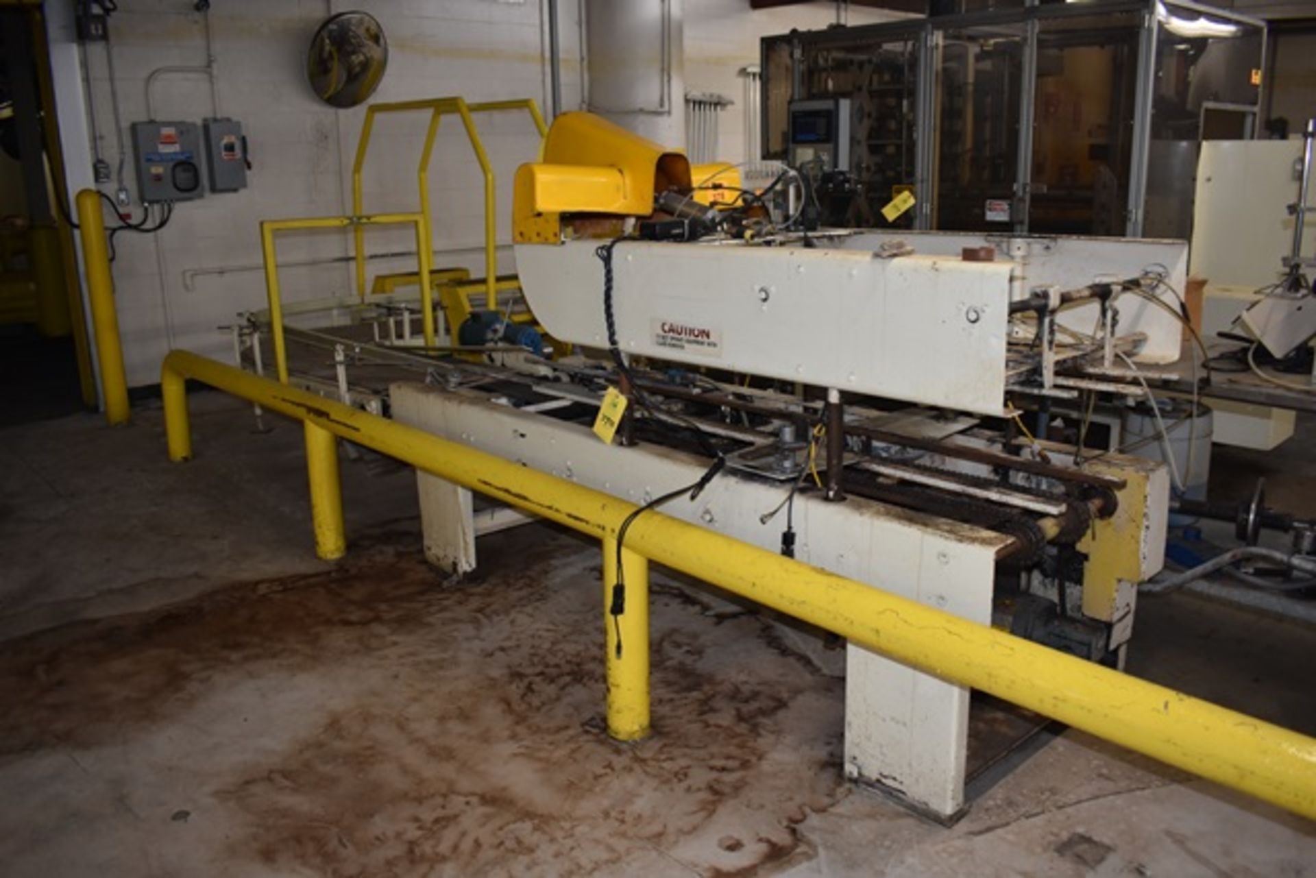 Elliot case sealer, model 85-AT, s/n 88323, with gear drive, control panel,