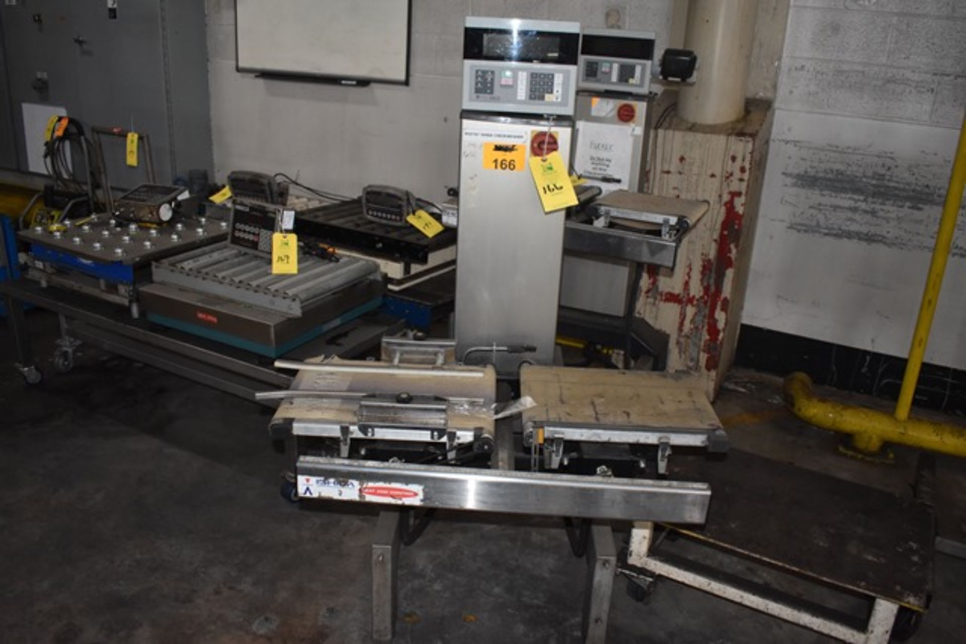 Ishida check weigher, mod. DACSW030SBPBI, s/n 1999007702/104038