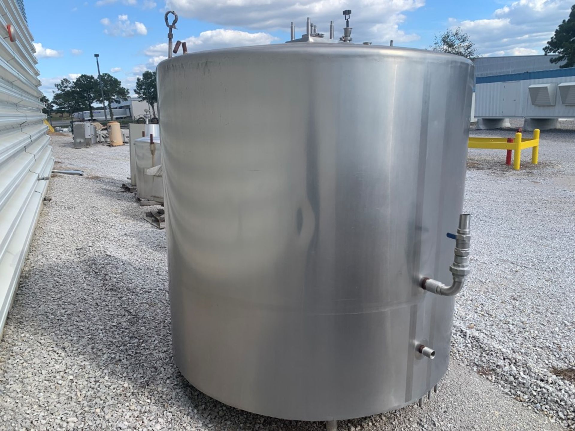 Approx 7’ x 6’ Mojonnier MT97 Stainless Steel Vessel Tank Manuf: Mojonnier Category: Tank Model - Image 11 of 17