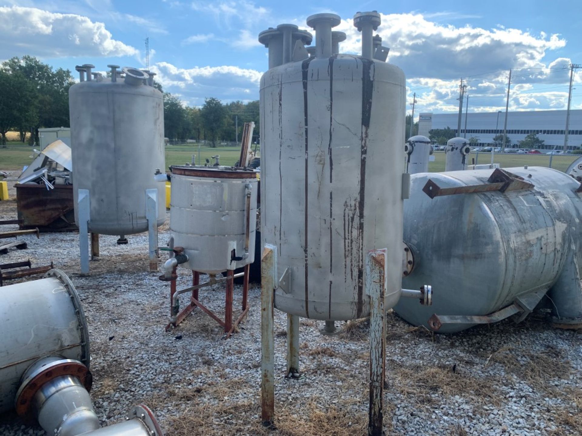 Approx 5.5’ x 3’ 271 Gal Campbell 304 Stainless Steel Tank Manuf: Campbell Category: Tank Capac - Image 8 of 9