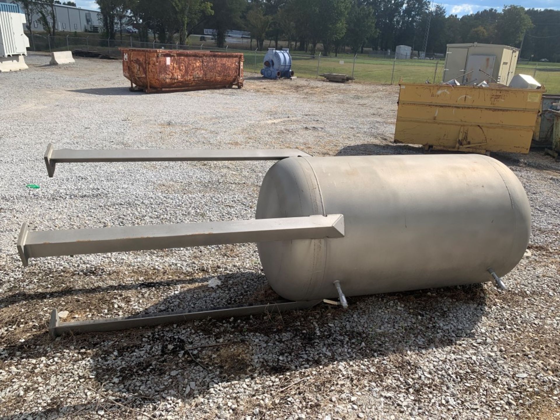 Approx 6.5’ x 3.5’ McAbee Stainless Steel Tank Manuf: McAbee Category: Tank S/N: 210967-VT-1 M - Image 6 of 6