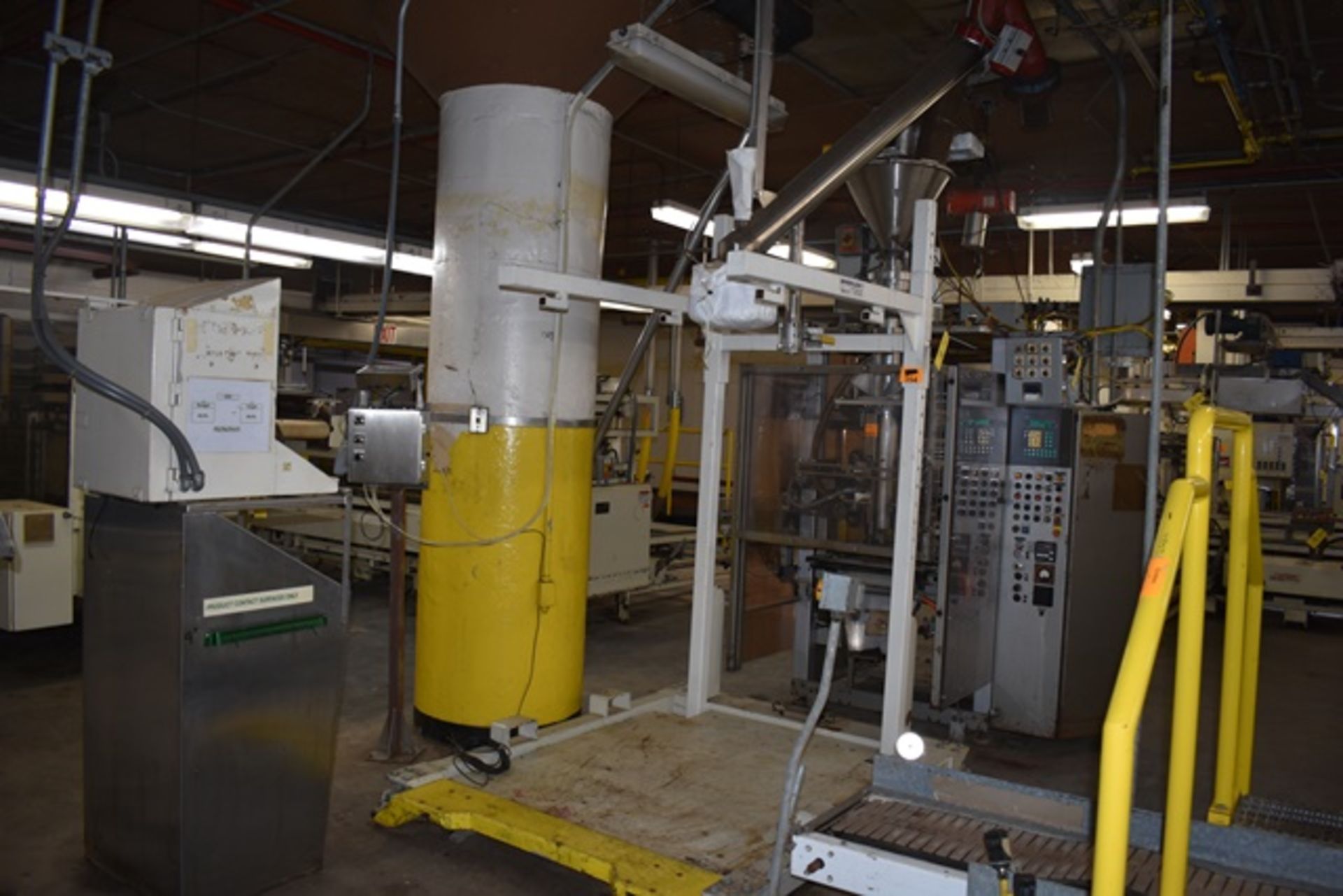 Spiroflow big bag frame, model C1 Filler, s/n 20210B, with freestanding control and monitor,
