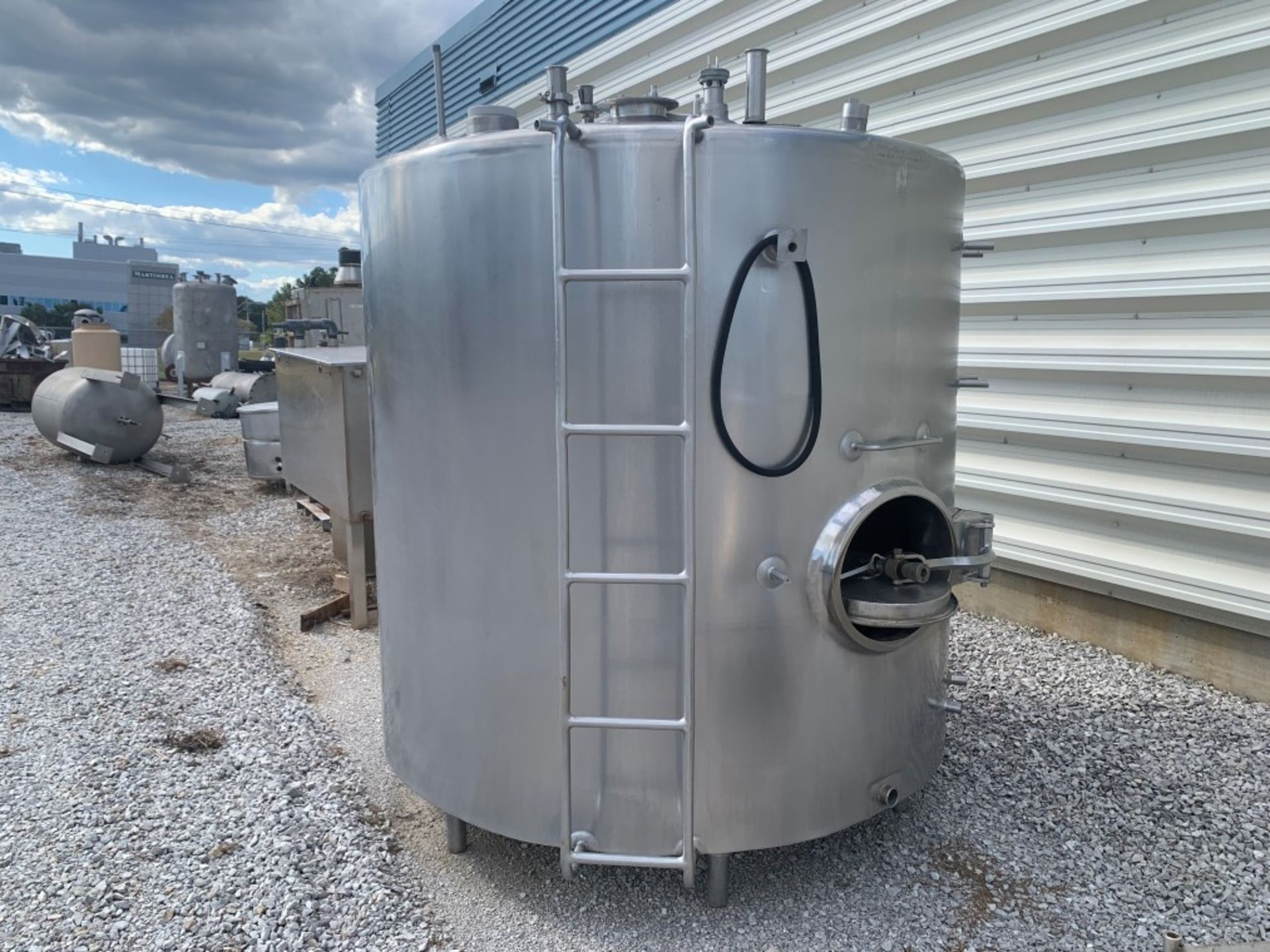 Approx 7’ x 6’ Mojonnier MT97 Stainless Steel Vessel Tank Manuf: Mojonnier Category: Tank Model - Image 4 of 17