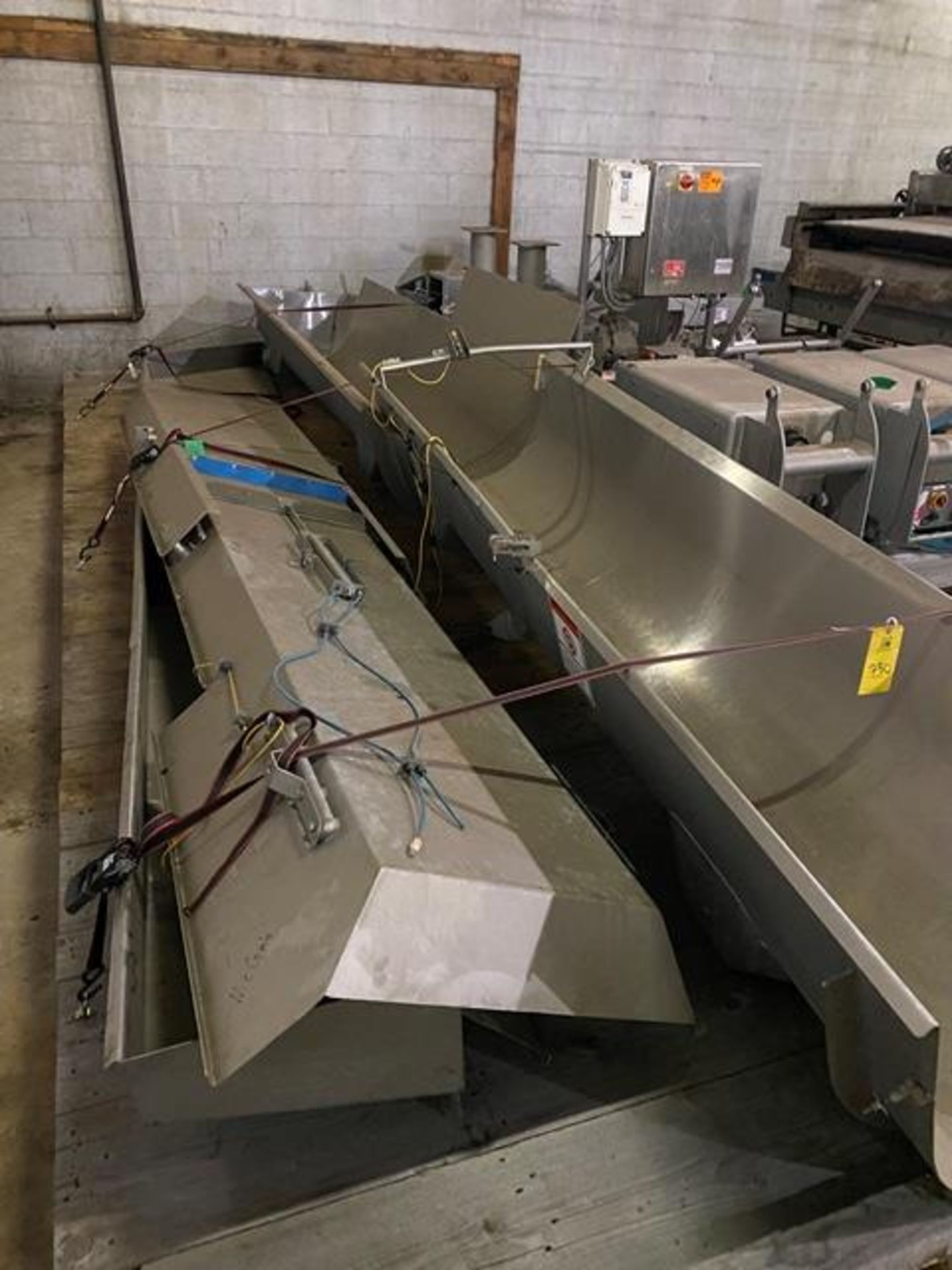 Funneling Product Conveyor, Located in Ottawa, OH - Image 2 of 11