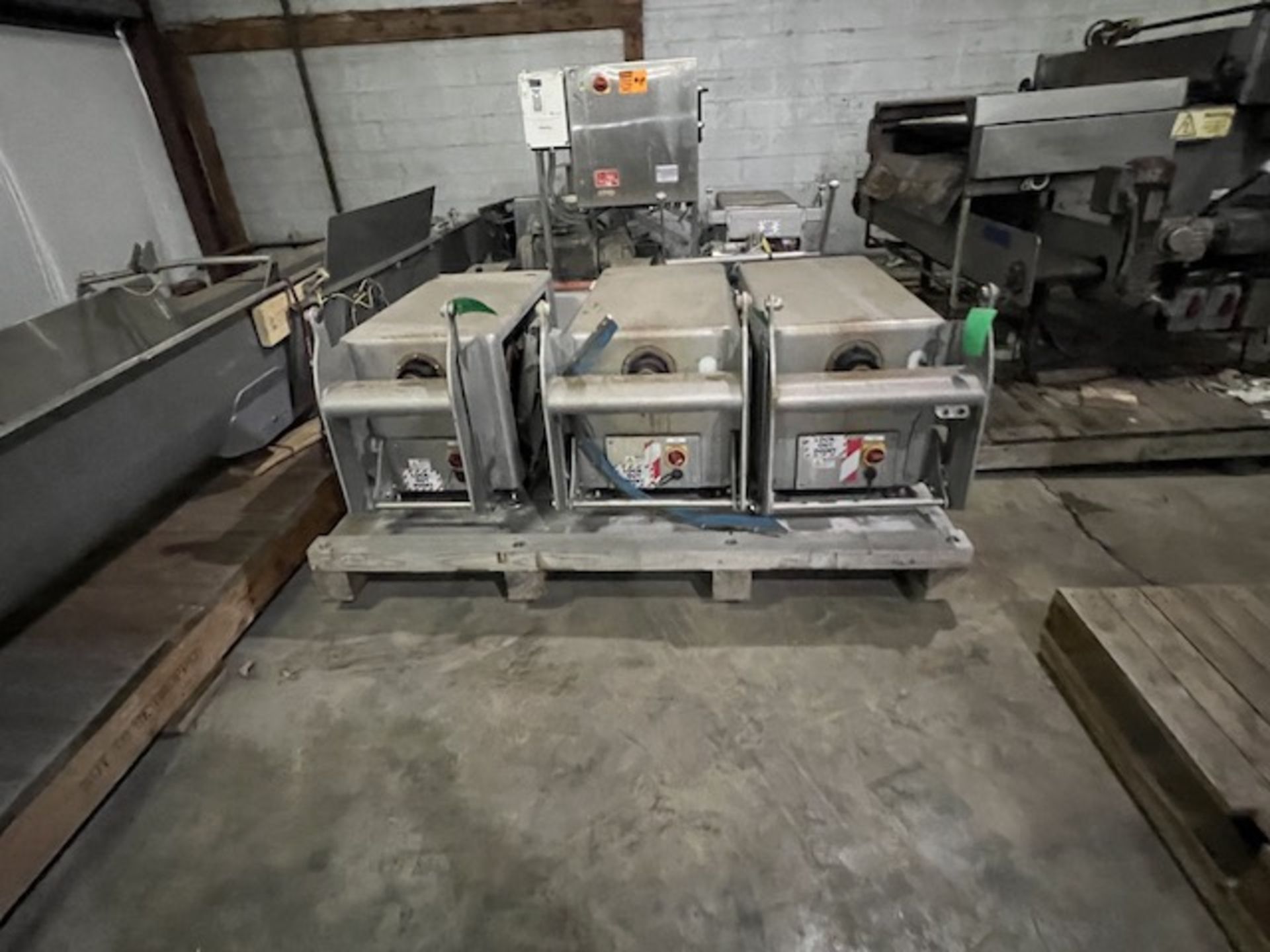 Funneling Product Conveyor, Located in Ottawa, OH - Image 3 of 11