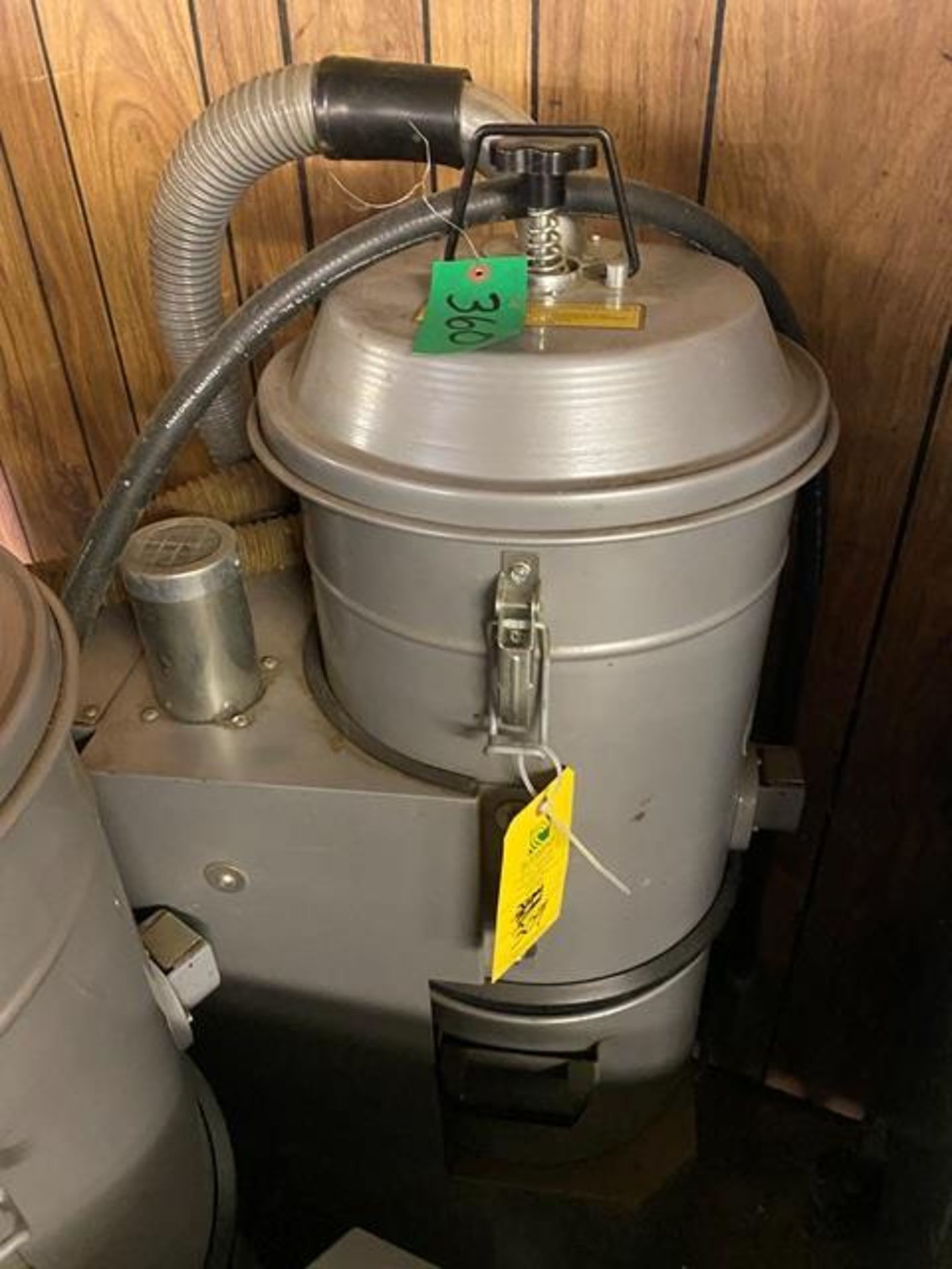 CFM Aspirator Industrial Vacuum, Located in Deshler, OH