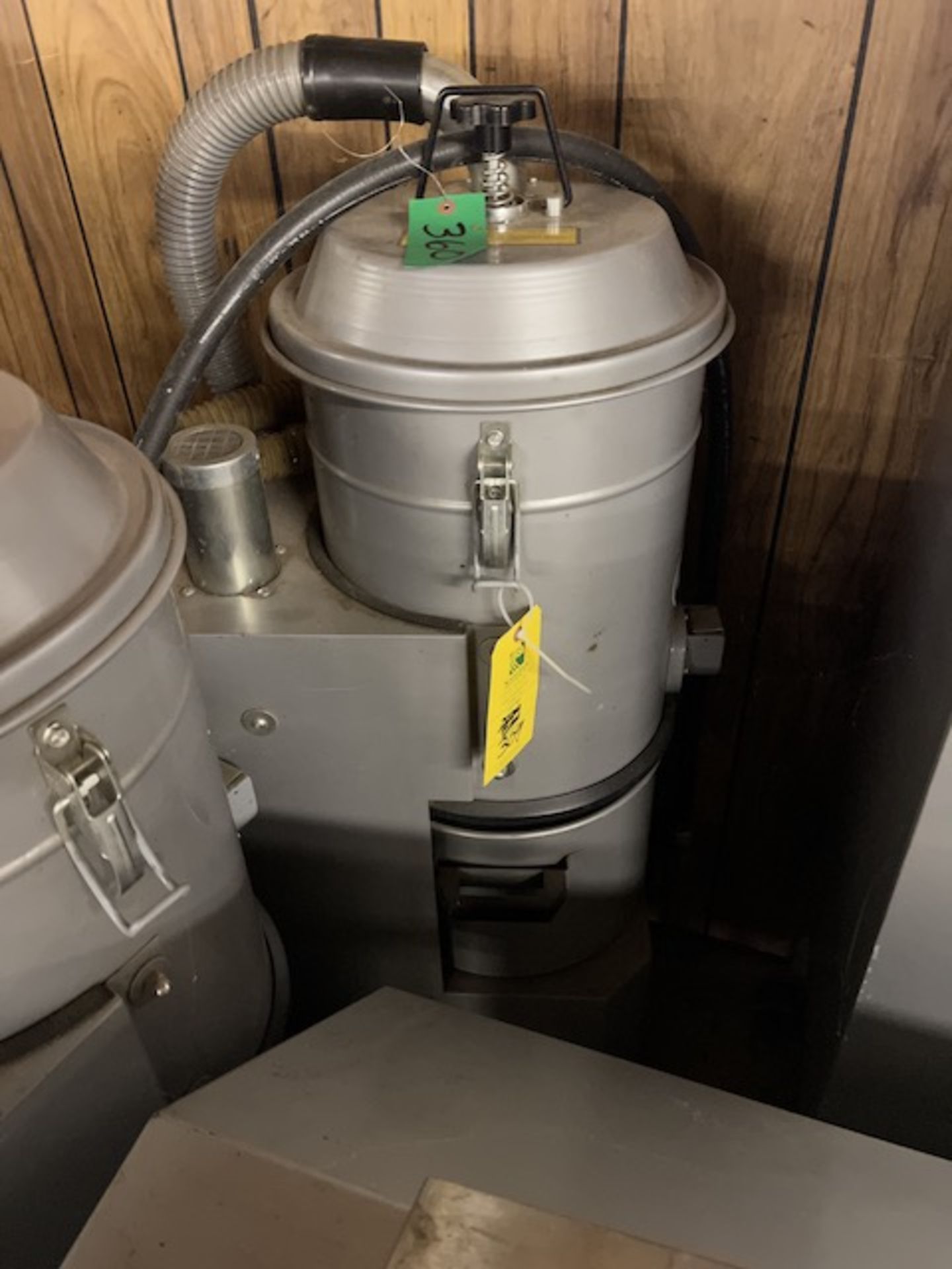 CFM Aspirator Industrial Vacuum, Located in Deshler, OH - Image 4 of 6