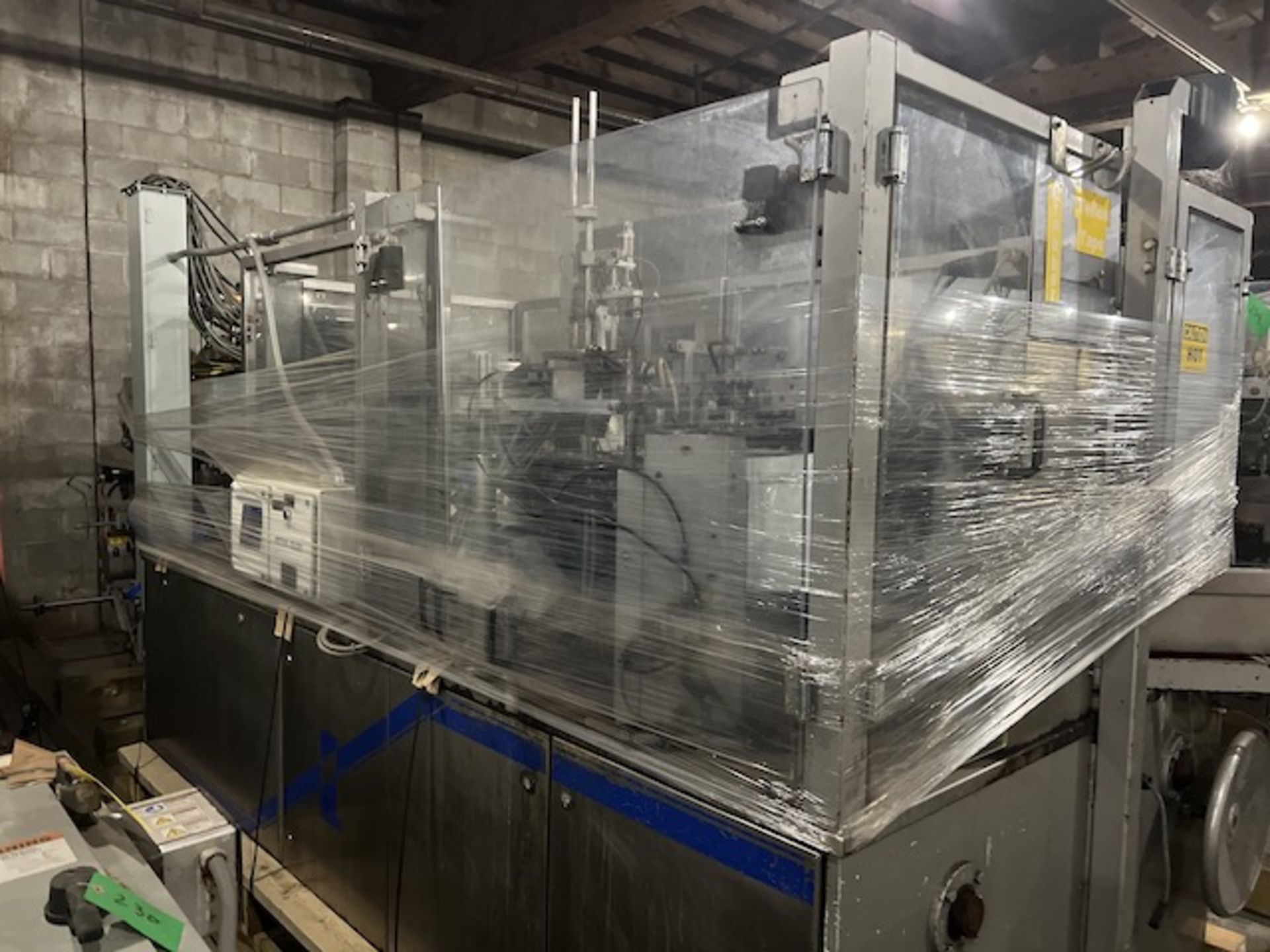 Laudenberg Verpackungsmaschinen Rotary Forming/Filling Machine, Model #FBM-20,, Located in Ottawa, - Image 12 of 17