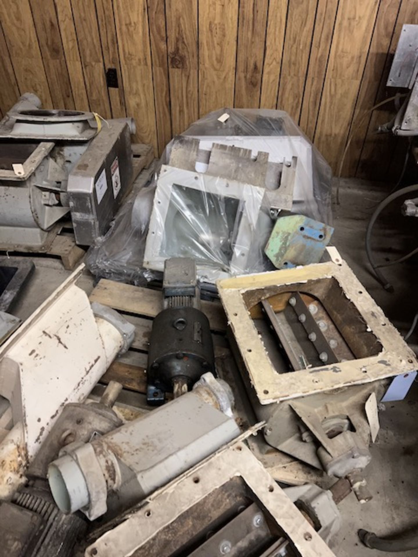 Lot of Rotary Valves, Located in Deshler, OH - Image 8 of 11