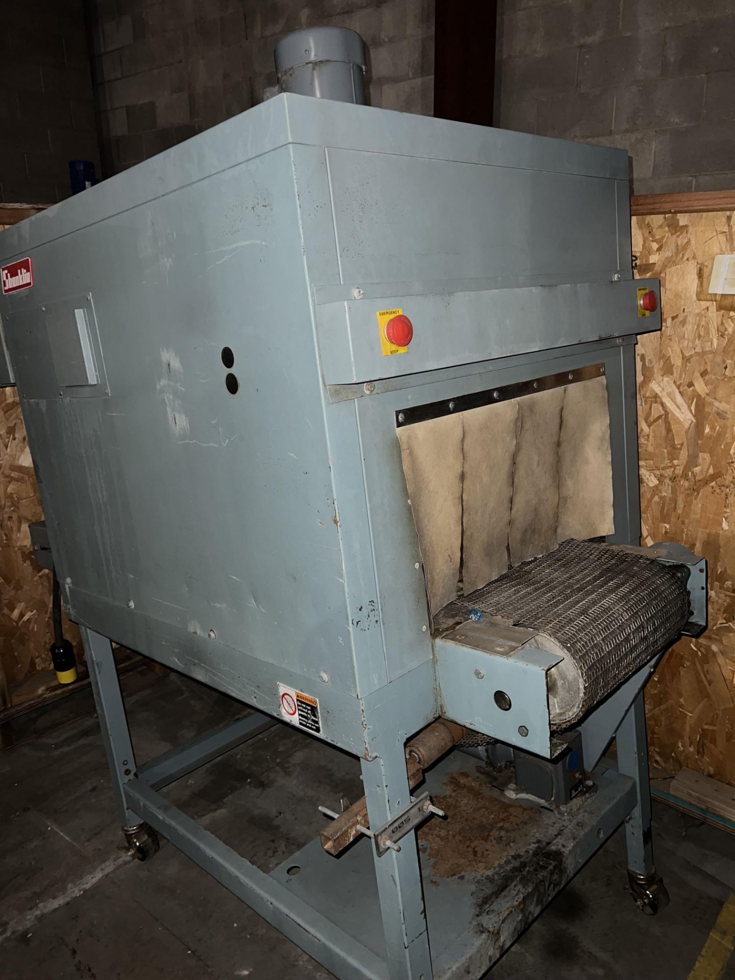 Shanklin Shrink wrapper & Tunnel, Model #T-7XL, Located in Ottawa, OH - Image 4 of 10