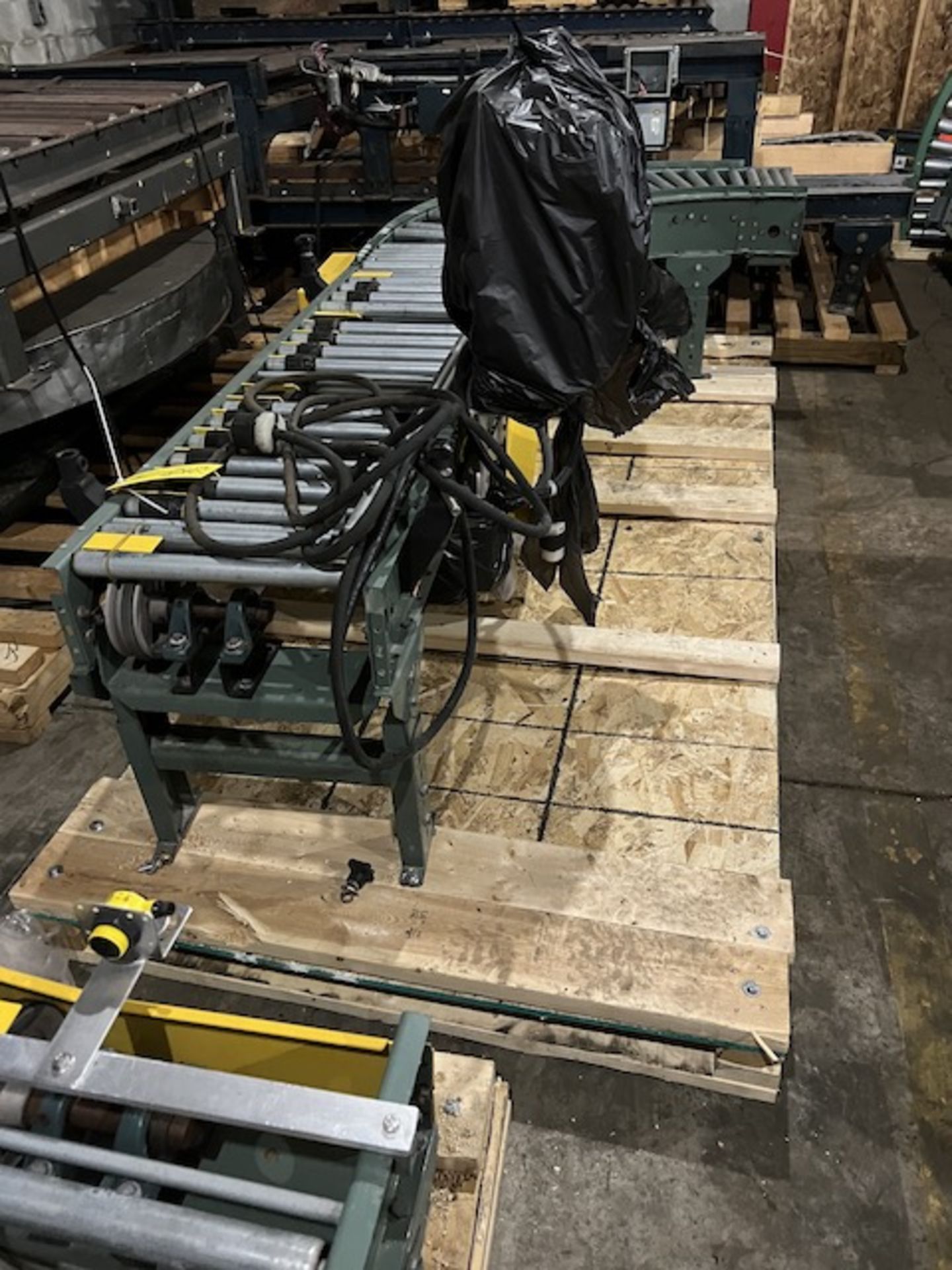 5 Pallets of Hytrol Green Conveyors, (2) 16'' x 113'', (1) 16'' x 102'' W/ 90 Turn, Located in Ottaw - Image 11 of 14