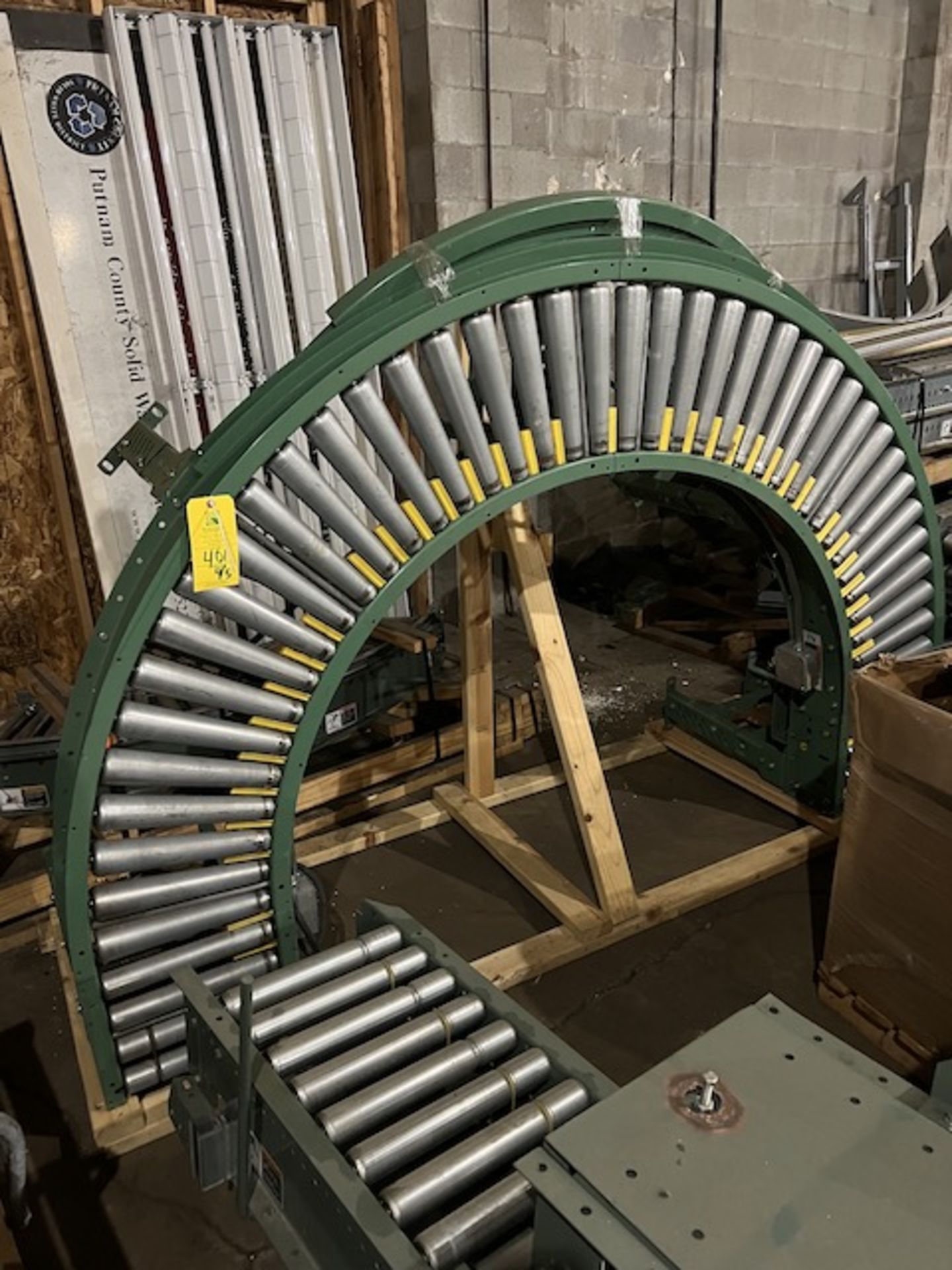 5 Pallets of Hytrol Green Conveyors, (2) 16'' x 113'', (1) 16'' x 102'' W/ 90 Turn, Located in Ottaw - Image 13 of 14