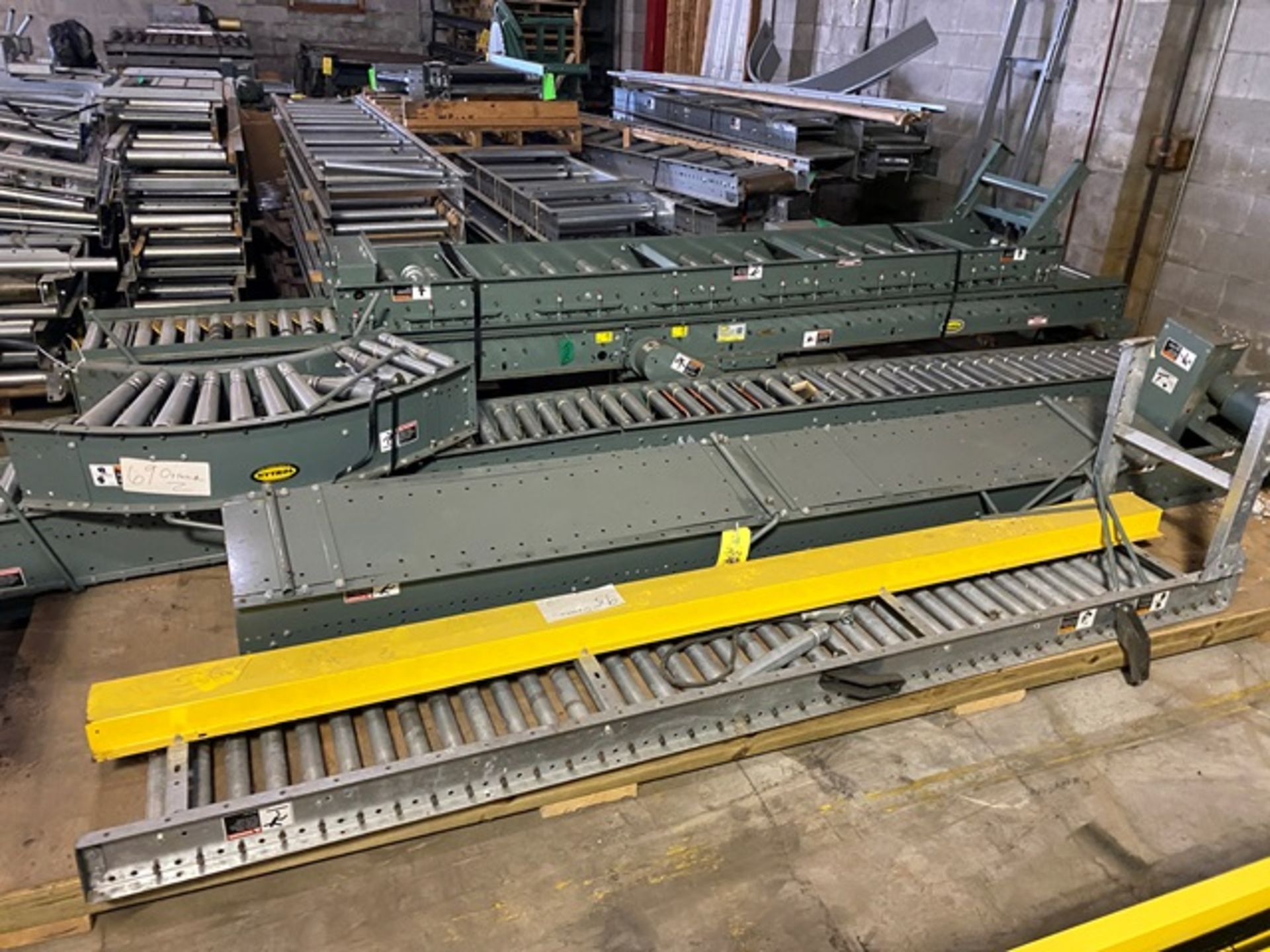 Pallet of Green Hytrol Conveyors, (5) Pieces 10" W x 120" L, (3) 45* Turns, Located in Ottawa, OH - Image 4 of 6