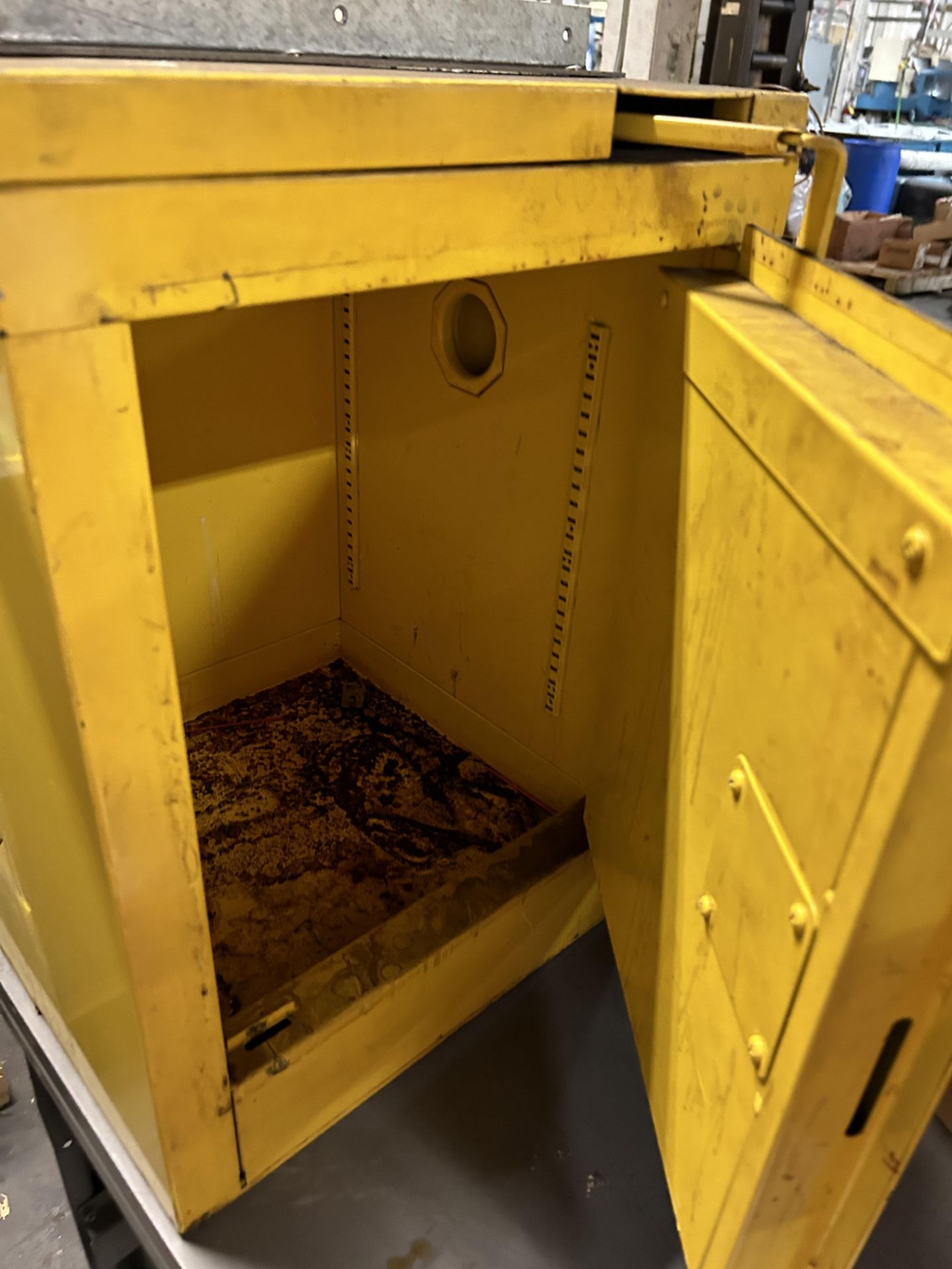 Safety Storage Cabinet, Rigging/Loading Fee: $25 - Image 2 of 3