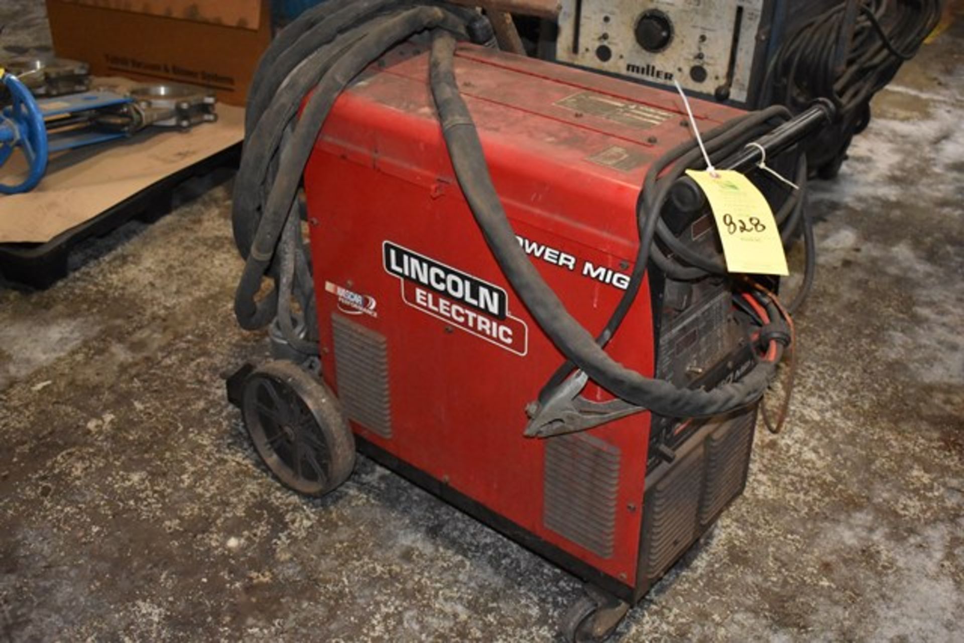 Lincoln welder, mod. 350MP, s/n K2403111147