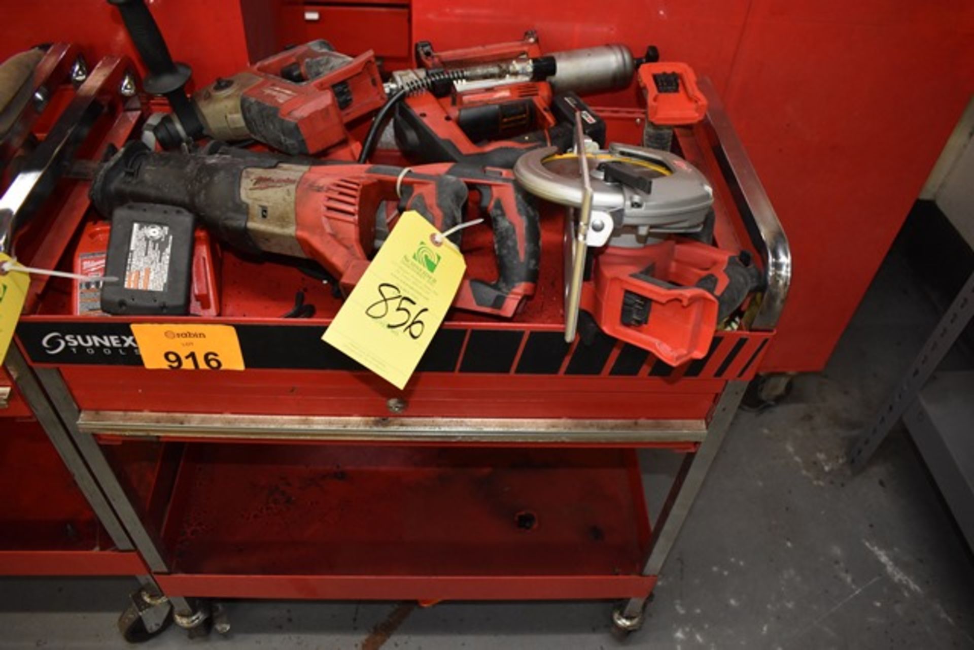 [Lot] Milwaukee cordless tools, (1) sawzall, (1) lube gun, (1) drill, (1) circular saw (no battery),