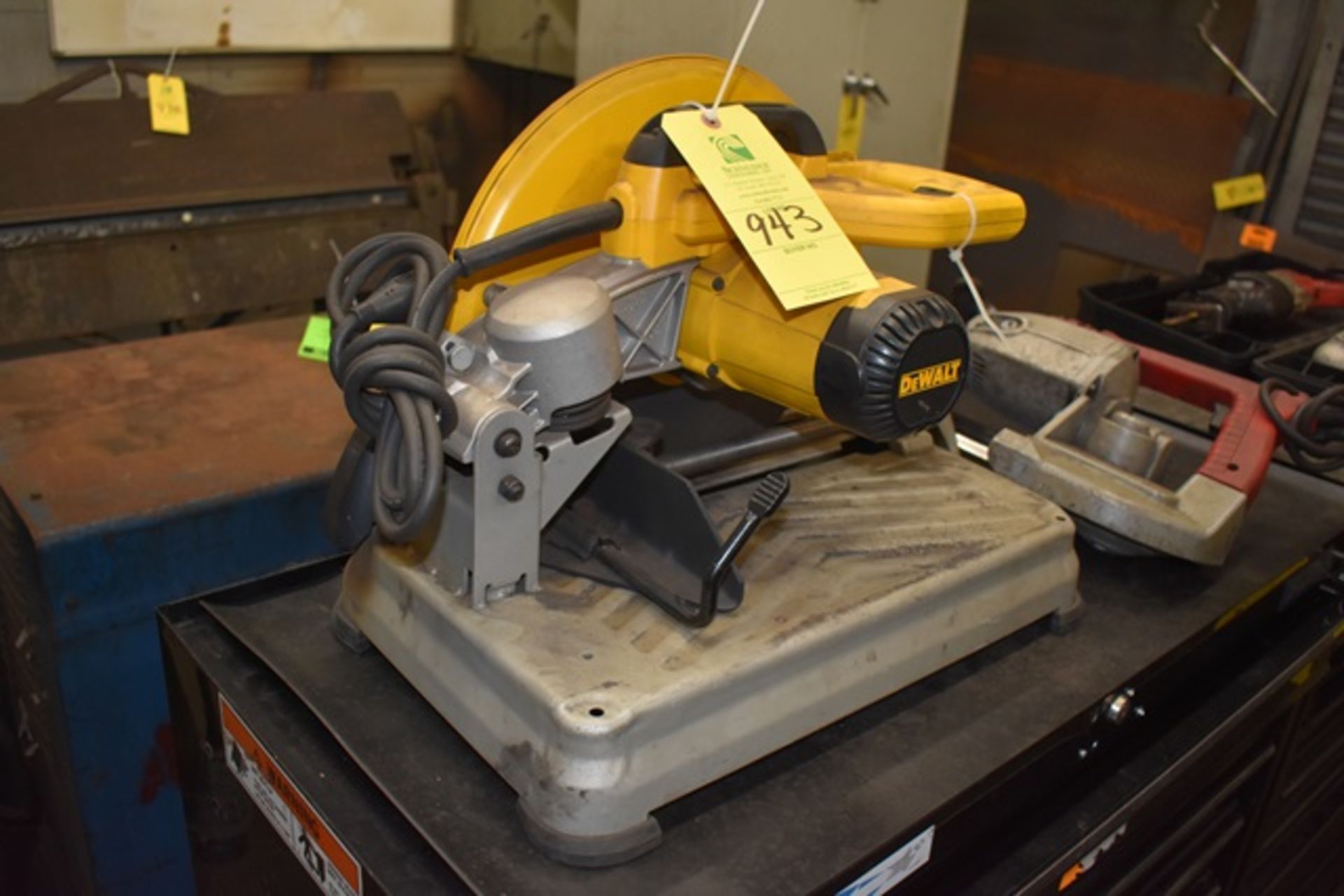 DeWalt chopsaw, mod. D28715, s/n 038135