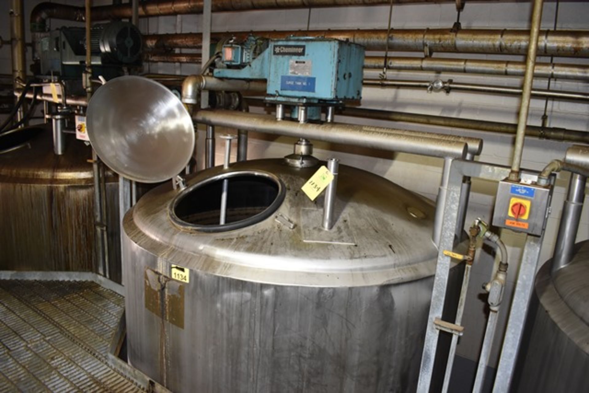 Crepaco SS Mix Tank, approx 1600 gal, insulated, 90"dia x 128"H, 20"dia MH, dome top, dish bottom,