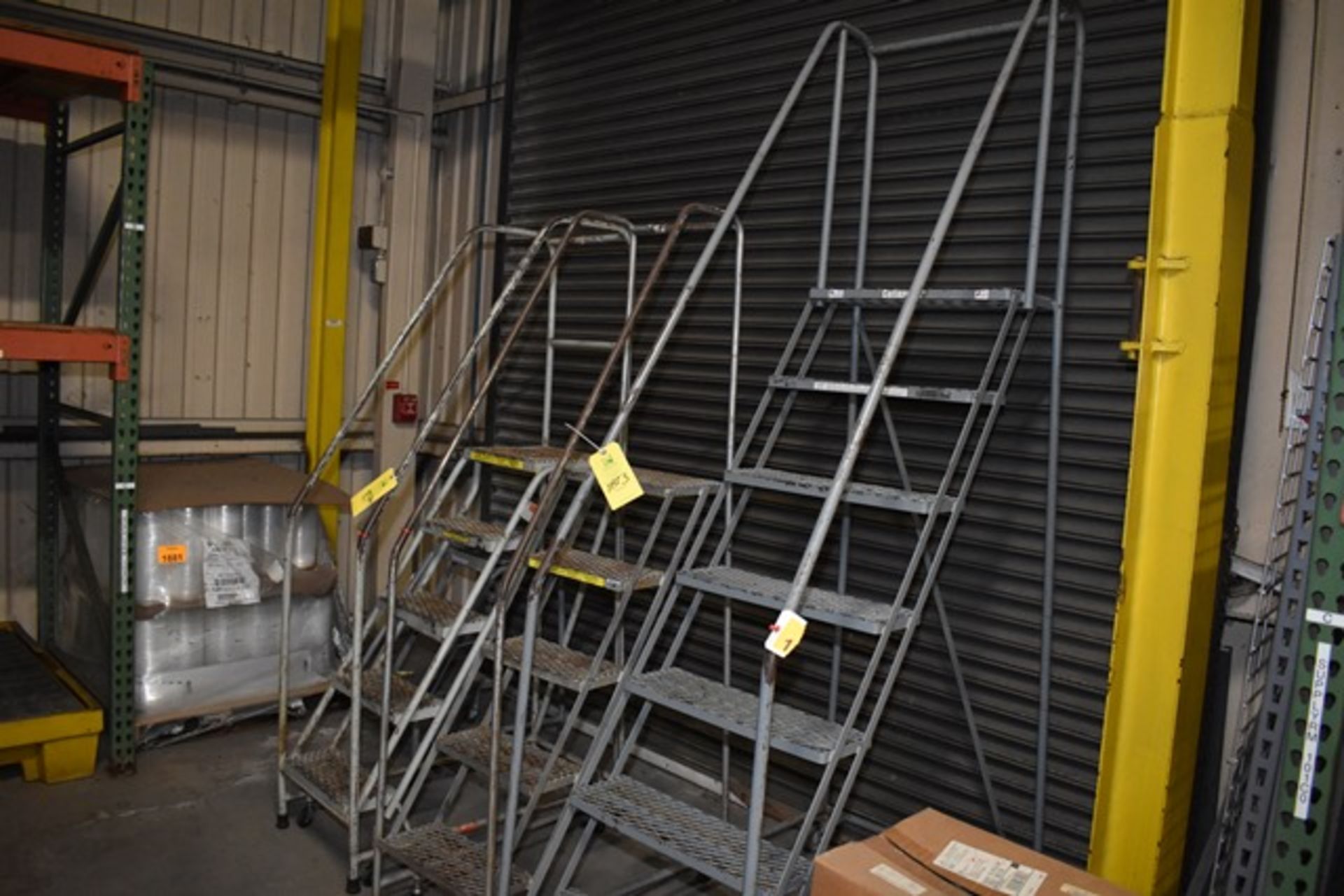 [Lot] (2) Safety ladders, (1) 7-step, (1) 5-step, mobile