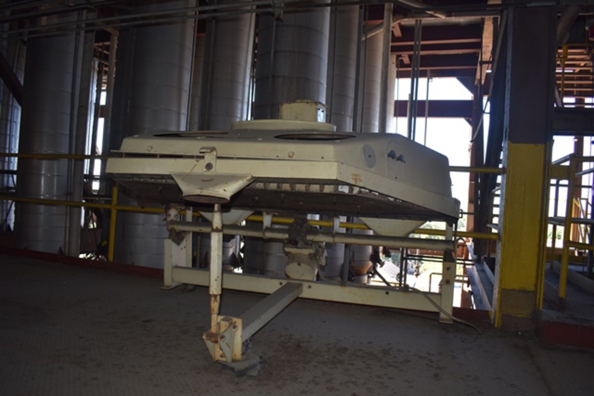 Buhler Destoner Assembly, model MTSB150SF, gravity grain destoner, back to back uni) - Image 2 of 4